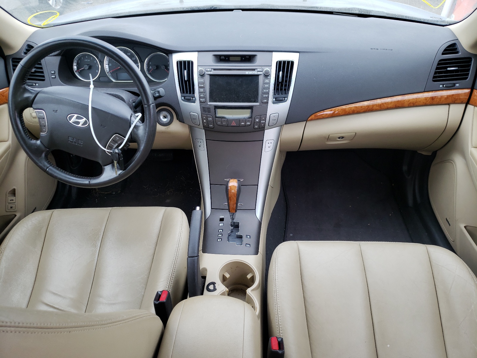 Photo 9 from auction – 2009 HYUNDAI SONATA with VIN 5NPEU46F09H544396