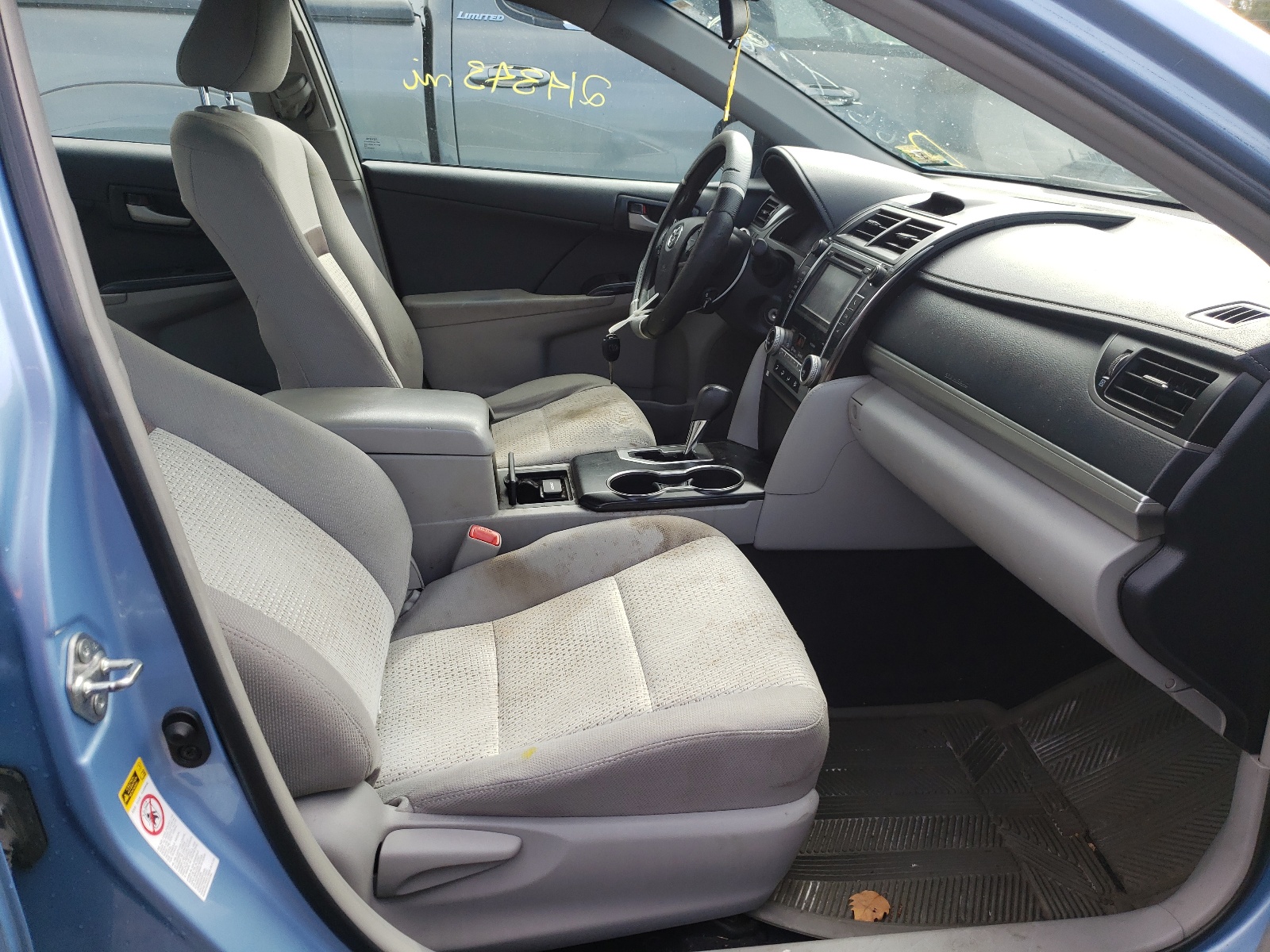 Photo 5 from auction – 2014 TOYOTA CAMRY L with VIN 4T4BF1FK7ER356615