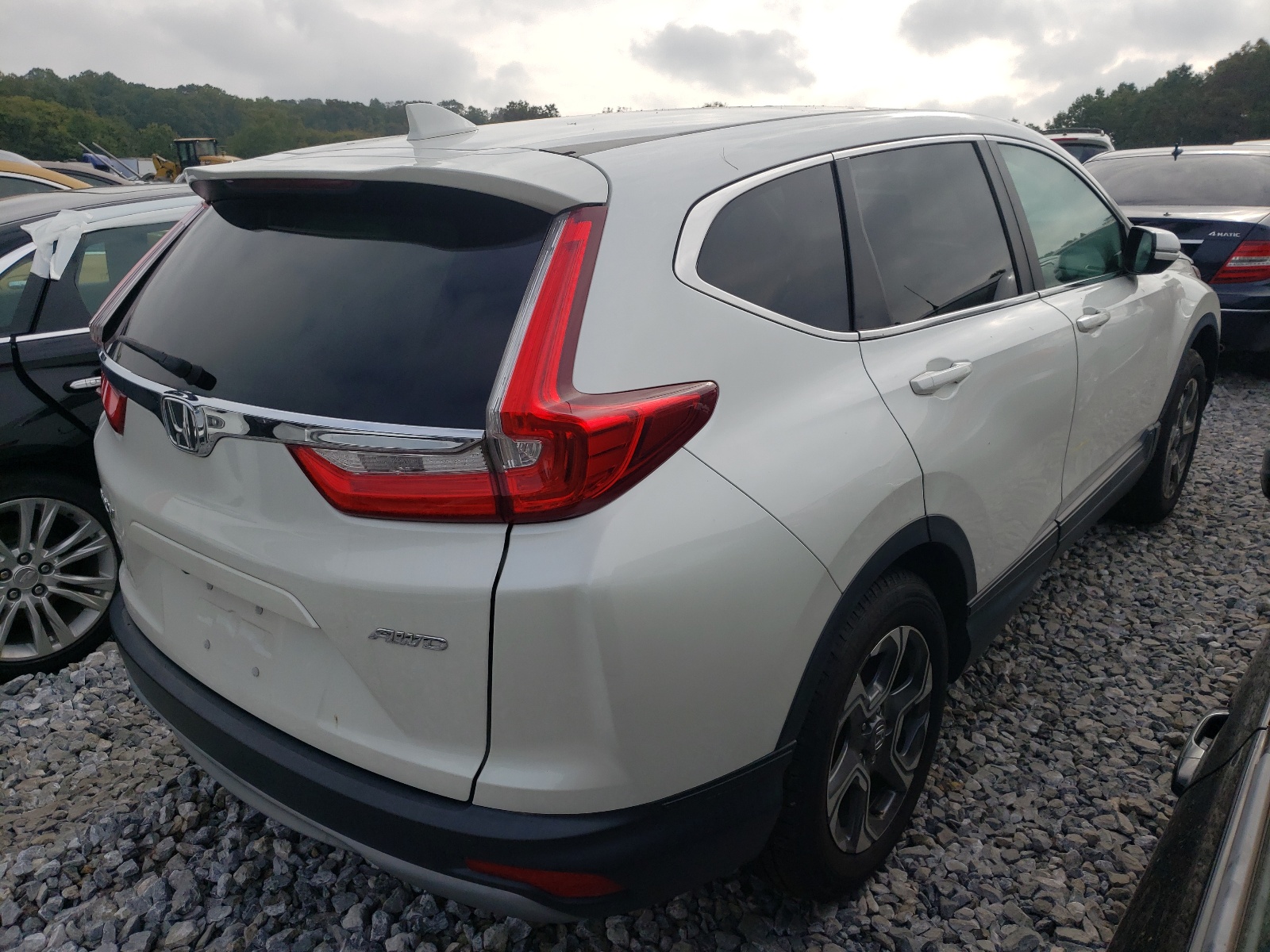 Photo 4 from auction – 2017 HONDA CR-V EX with VIN 2HKRW2H55HH635733