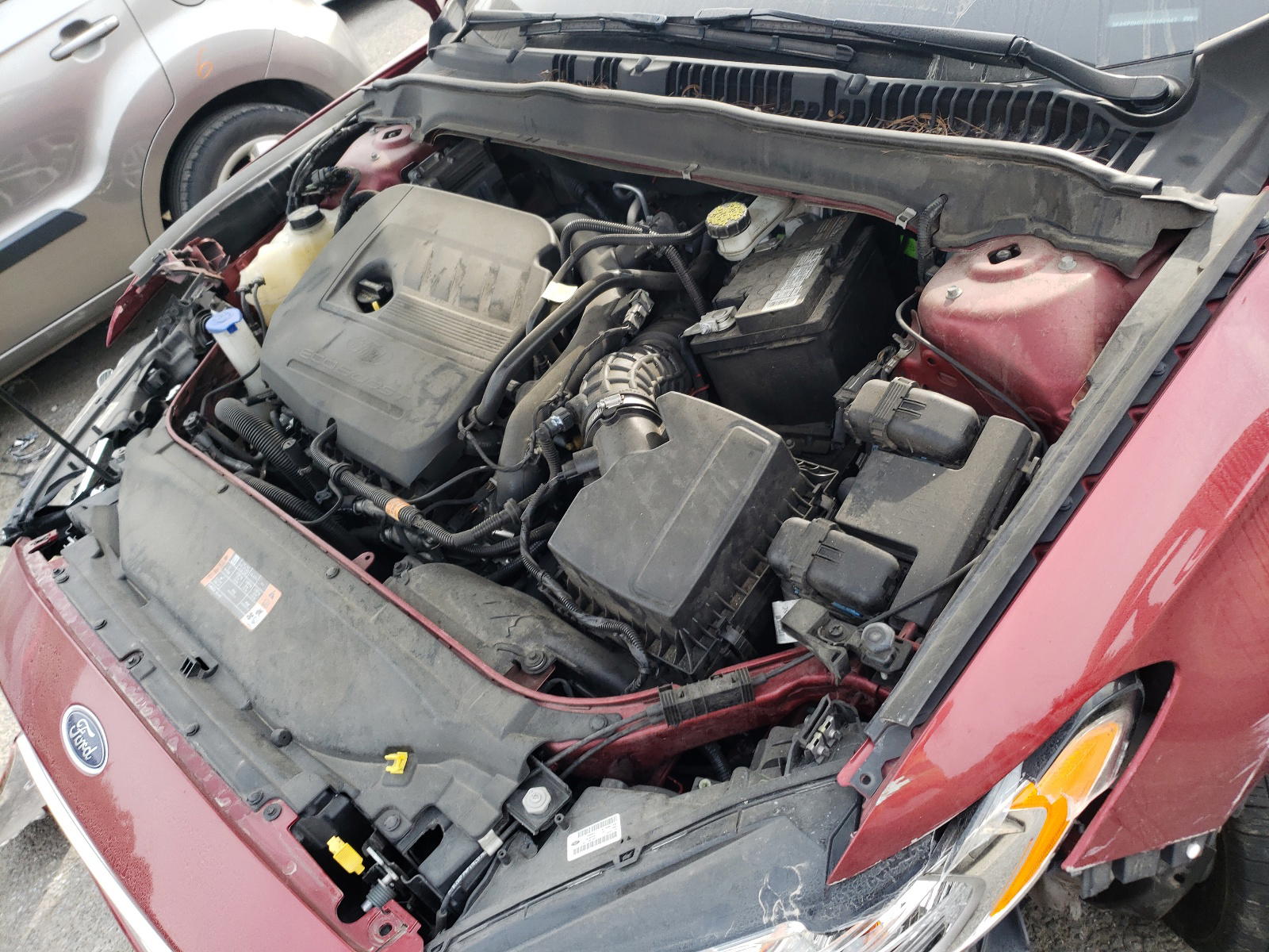 Photo 7 from auction – 2016 FORD FUSION SE with VIN 3FA6P0HD7GR162947