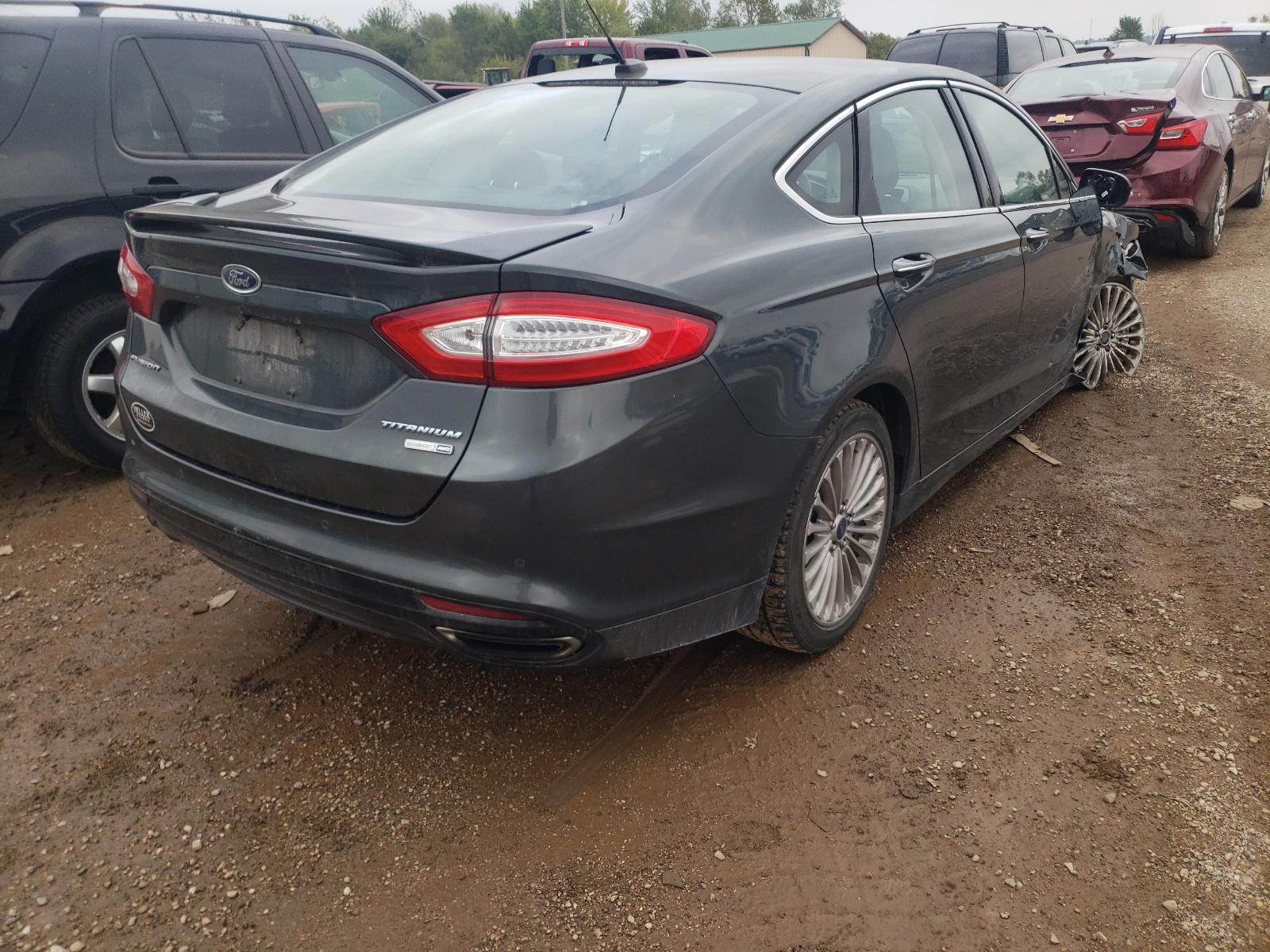 Photo 4 from auction – 2016 FORD FUSION TIT with VIN 3FA6P0D97GR137211