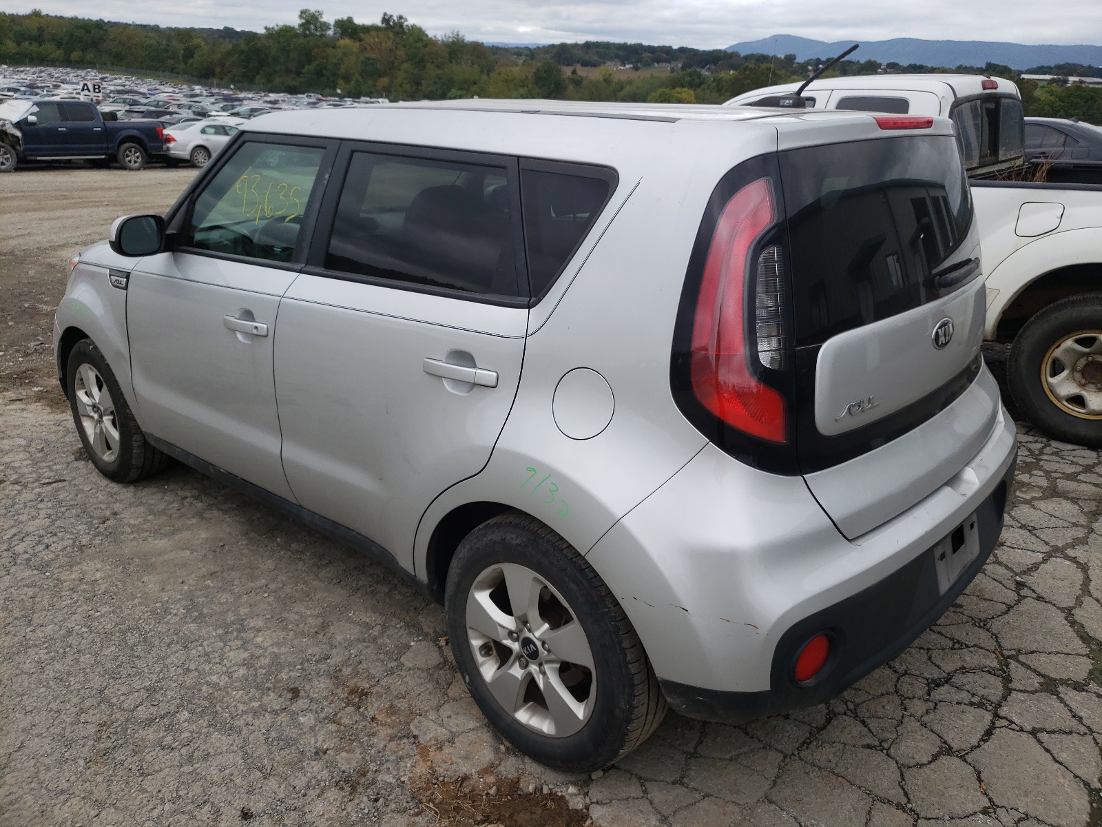 Photo 3 from auction – 2017 KIA SOUL with VIN KNDJN2A27H7456761