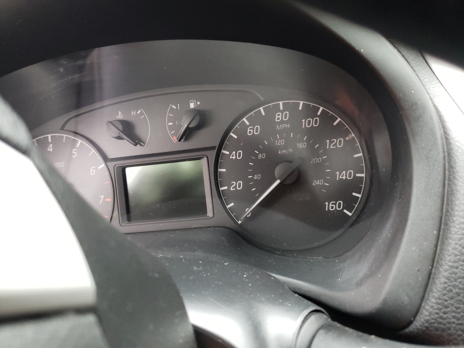 Photo 8 from auction – 2016 NISSAN SENTRA S with VIN 3N1AB7AP7GY248557