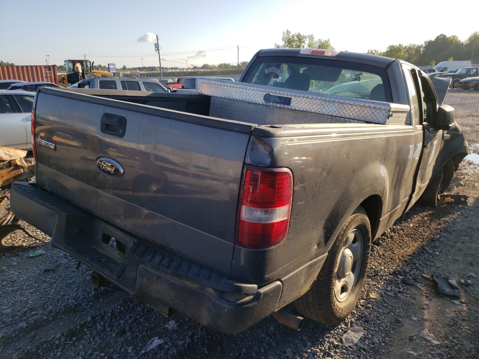Photo 4 from auction – 2008 FORD F150 with VIN 1FTRF12298KE15702