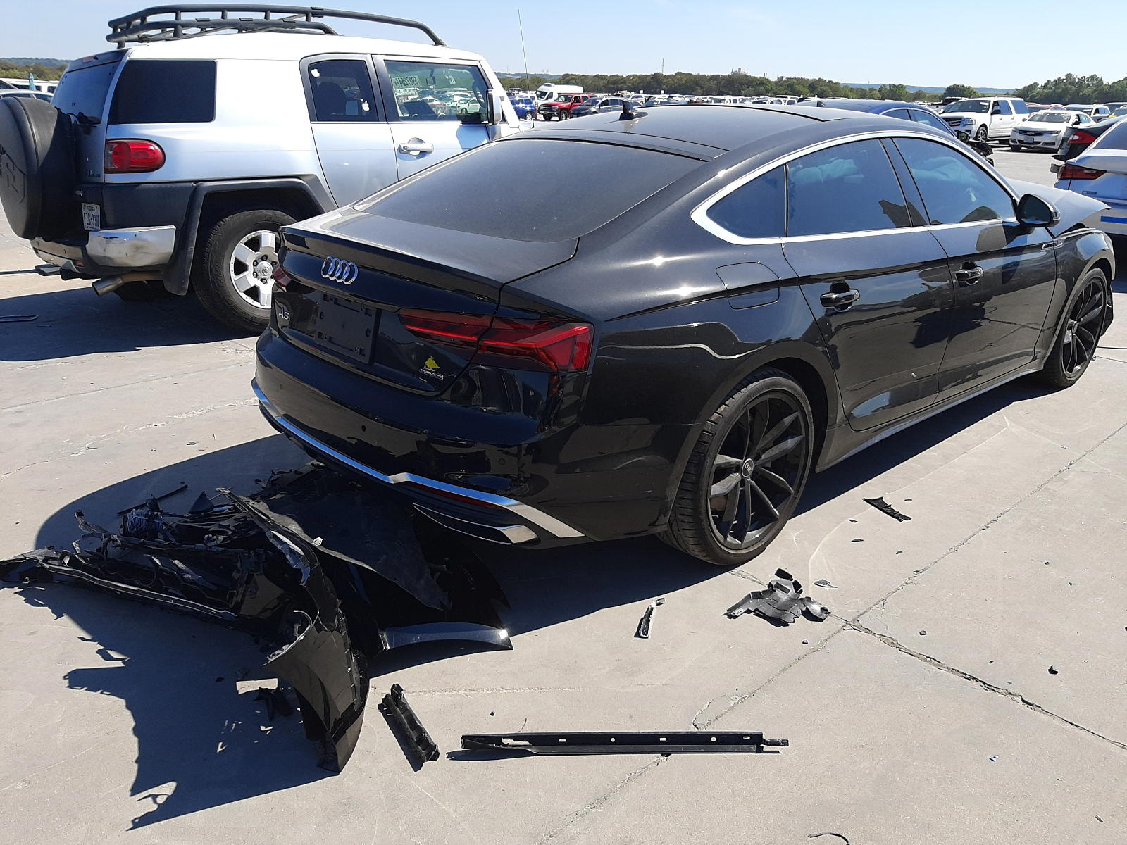 Photo 4 from auction – 2021 AUDI A5 PREMIUM with VIN WAUFACF58MA050332