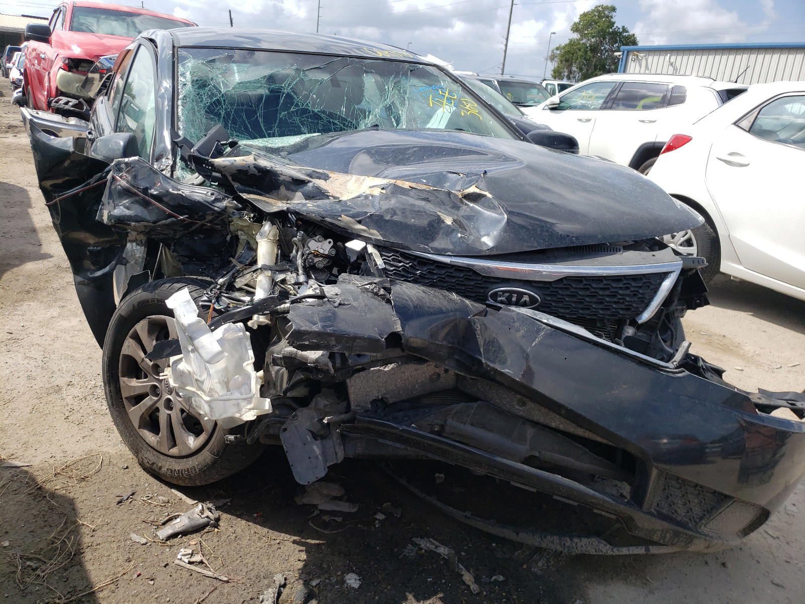 Photo 9 from auction – 2013 KIA FORTE EX with VIN KNAFU4A27D5703770