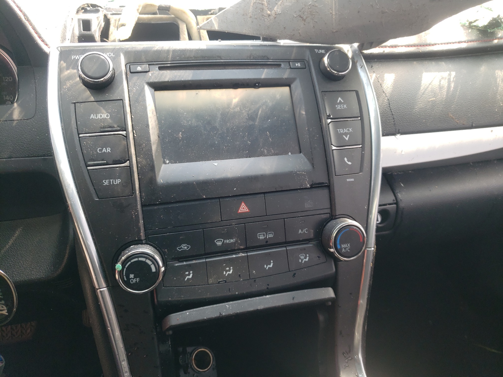 Photo 9 from auction – 2015 TOYOTA CAMRY LE with VIN 4T1BF1FK6FU498126