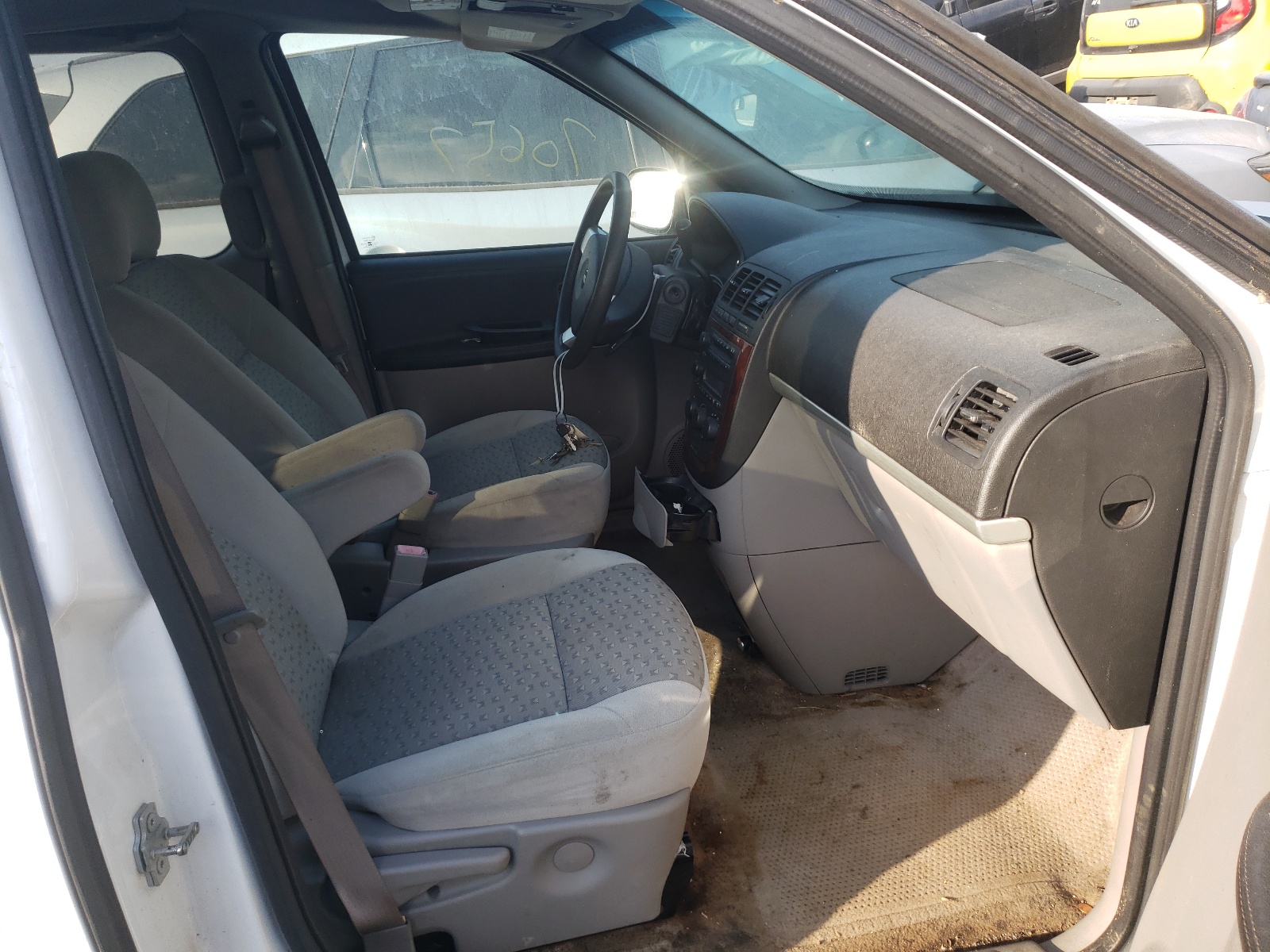Photo 5 from auction – 2007 CHEVROLET UPLANDER L with VIN 1GNDV23107D152051