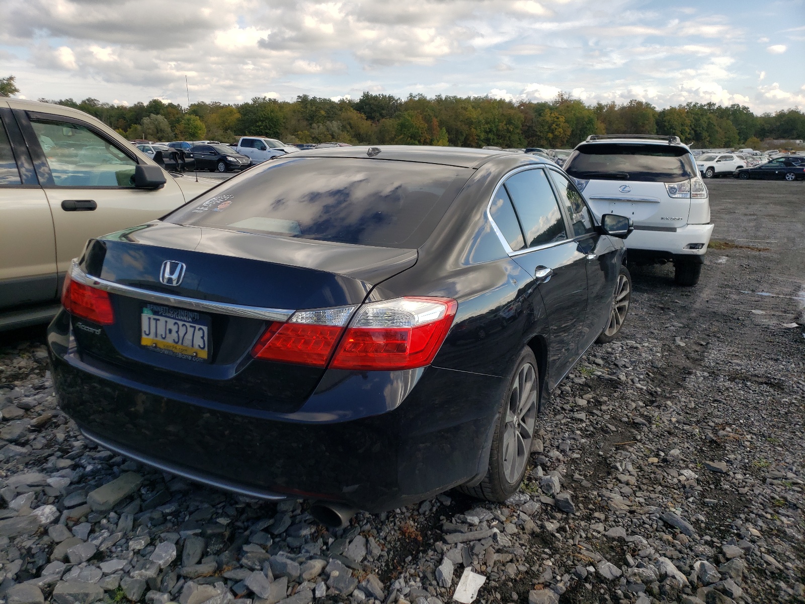 Photo 3 from auction – 2013 HONDA ACCORD EXL with VIN 1HGCR2F89DA102491