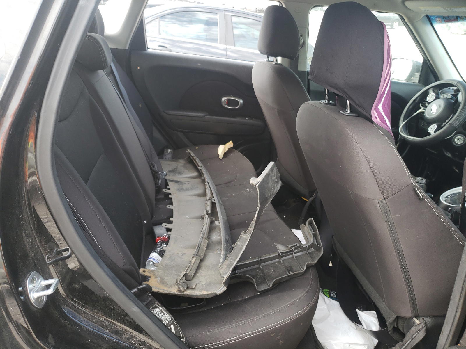 Photo 6 from auction – 2017 KIA SOUL with VIN KNDJN2A2XH7887451