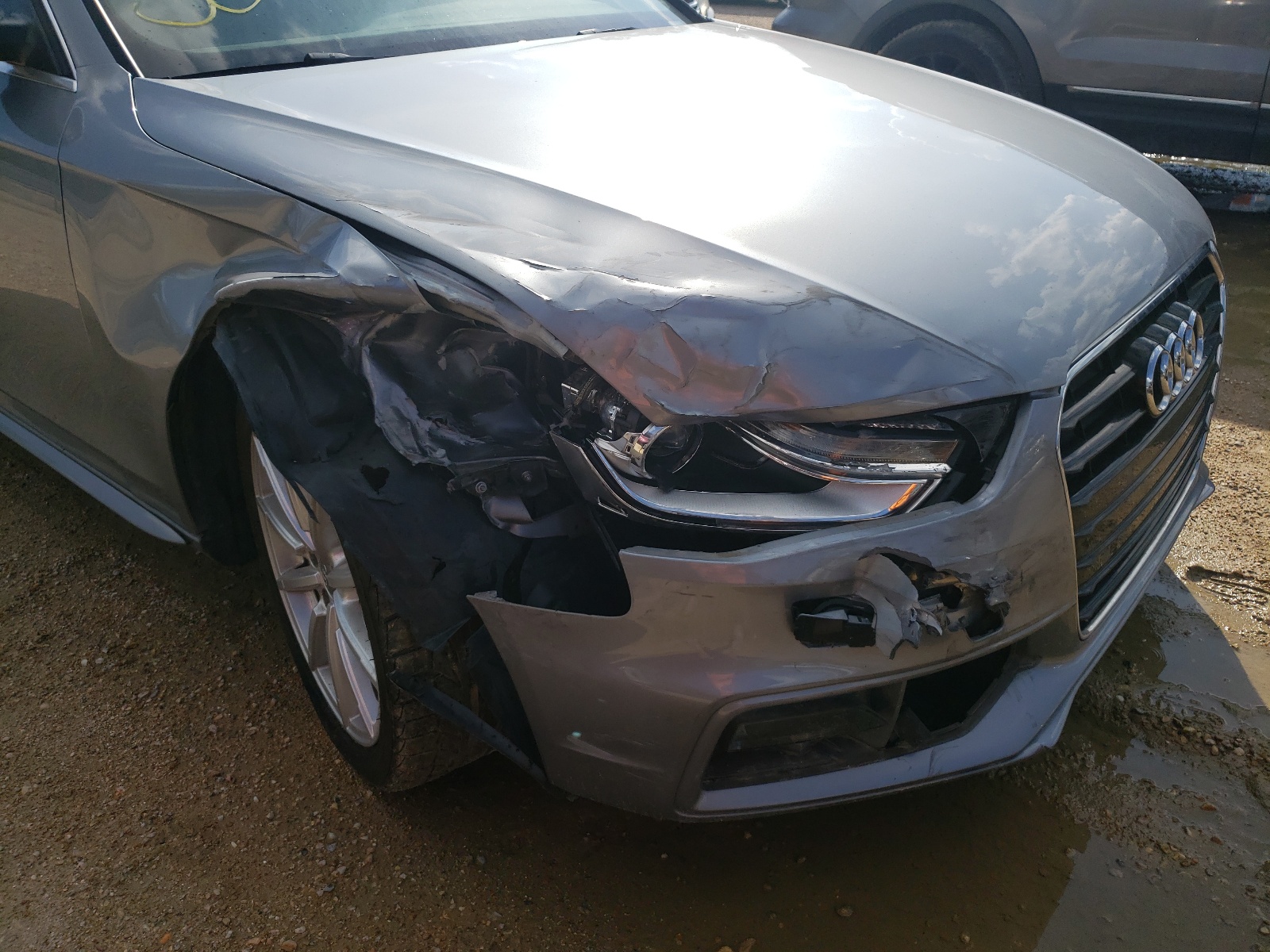 Zdjęcie 9 z aukcji – 2015 AUDI A4 PREMIUM z VIN WAUAFAFL9FN012943