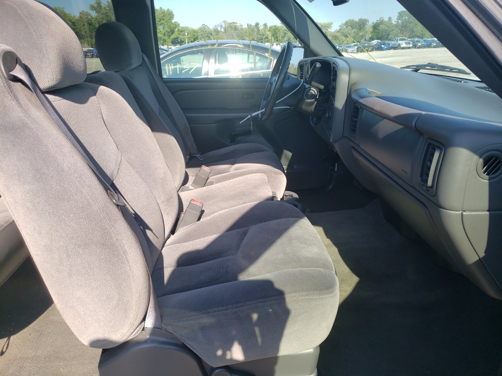 Photo 5 from auction – 2005 GMC NEW SIERRA with VIN 1GTEC19T65Z252810