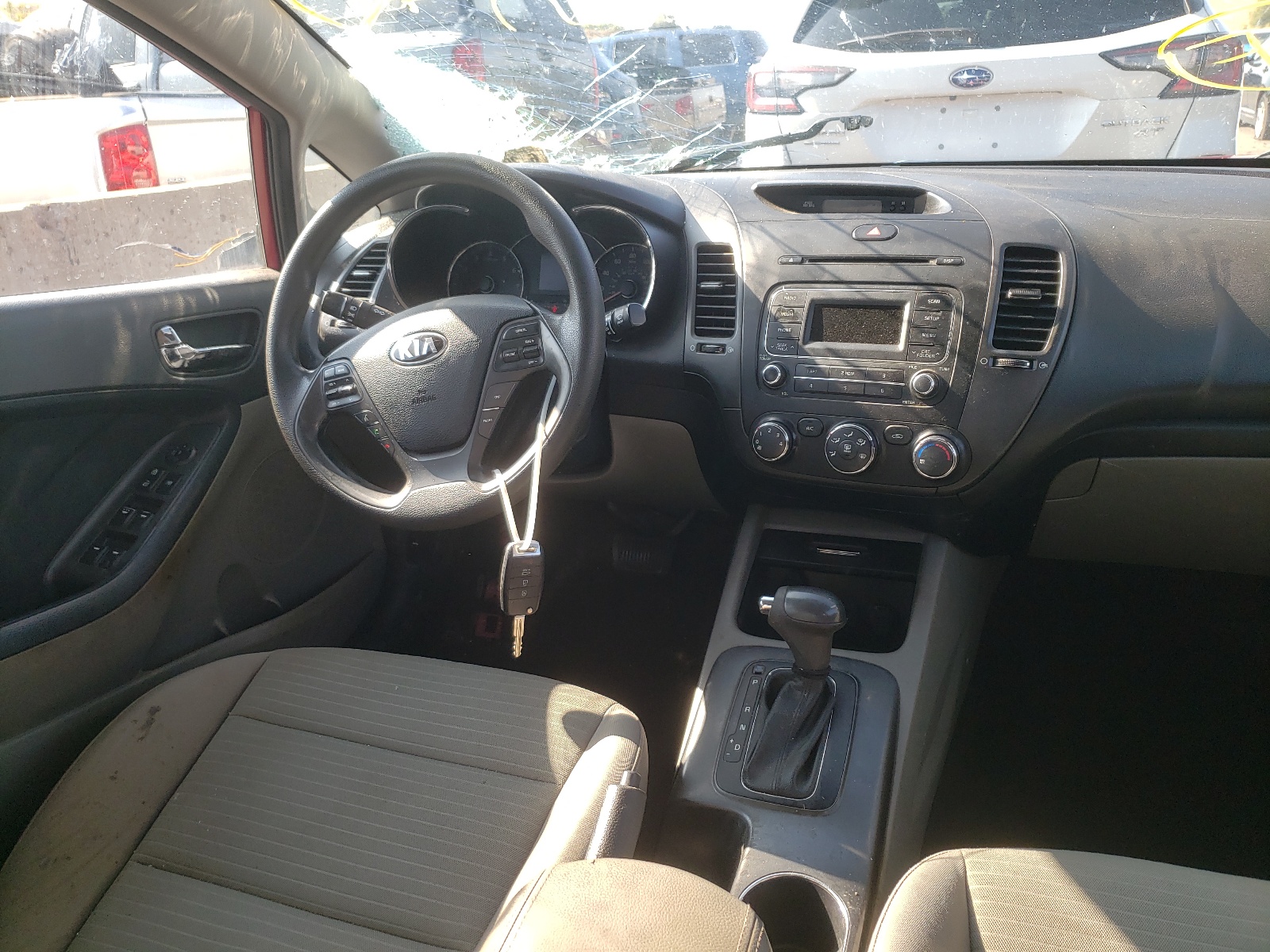 Photo 9 from auction – 2015 KIA FORTE LX with VIN KNAFX4A65F5318926