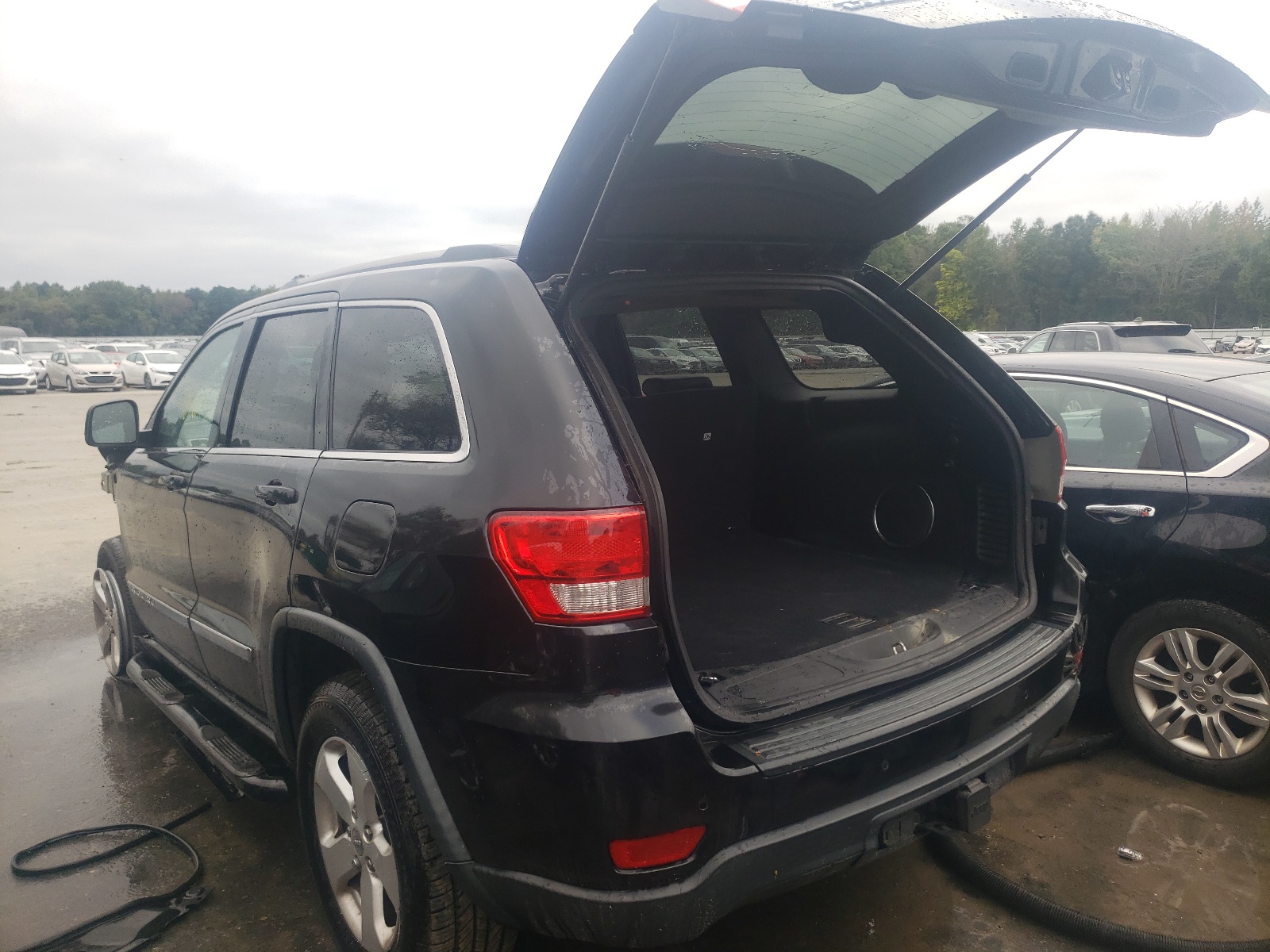 Photo 3 from auction – 2013 JEEP GRAND CHER with VIN 1C4RJFAG8DC506800