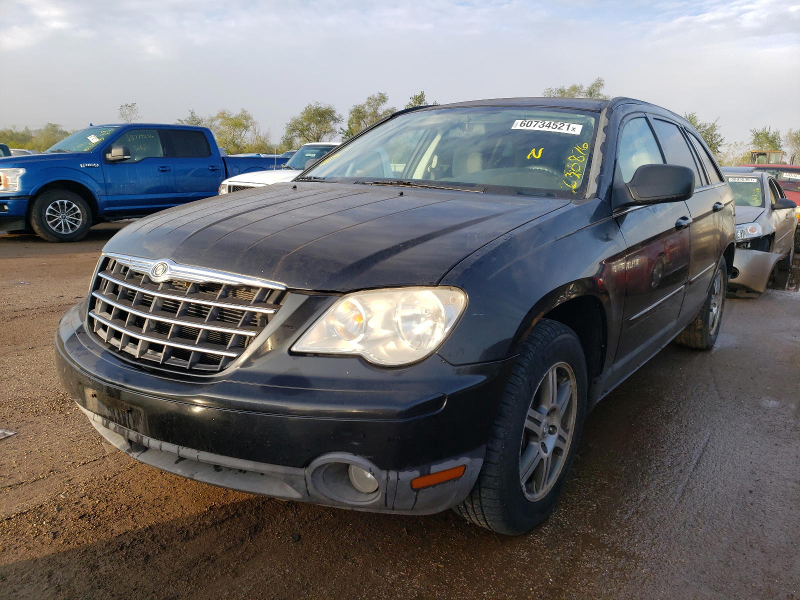 Photo 2 from auction – 2008 CHRYSLER PACIFICA with VIN 2A8GM68X08R630876