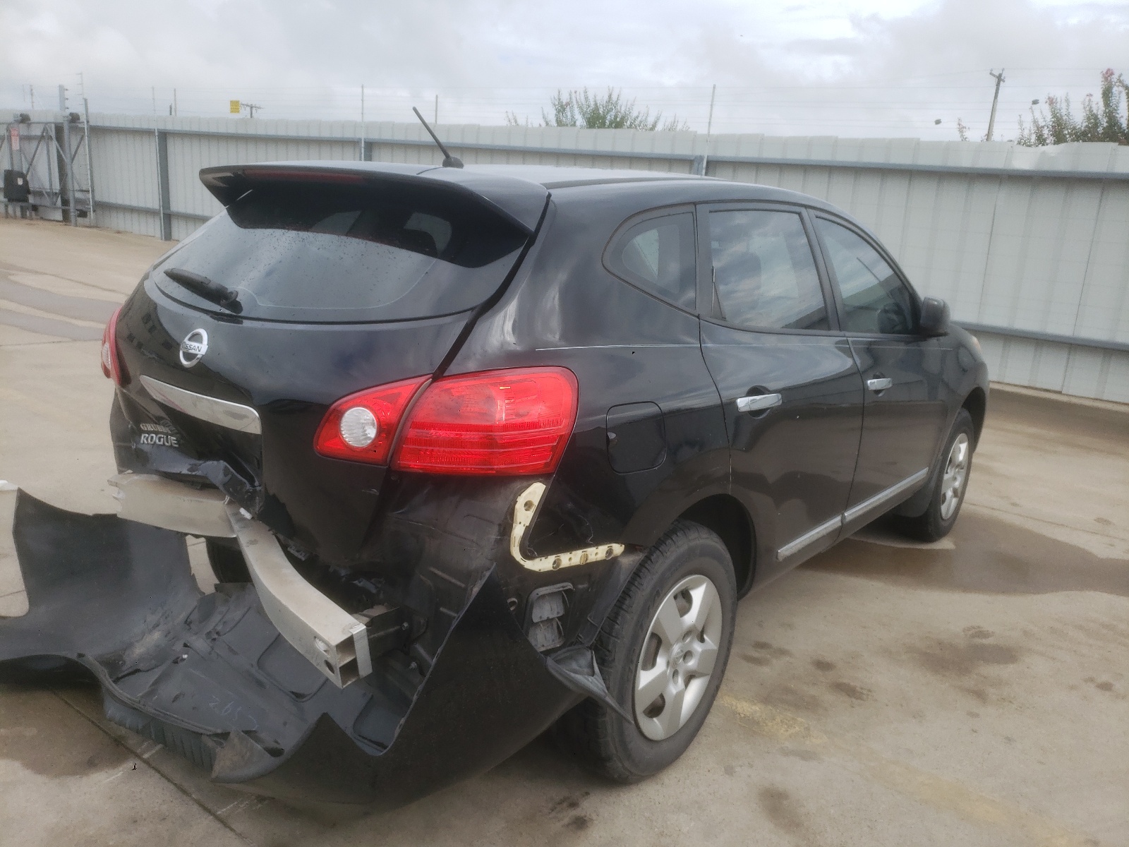 Photo 4 from auction – 2012 NISSAN ROGUE S with VIN JN8AS5MT7CW602271