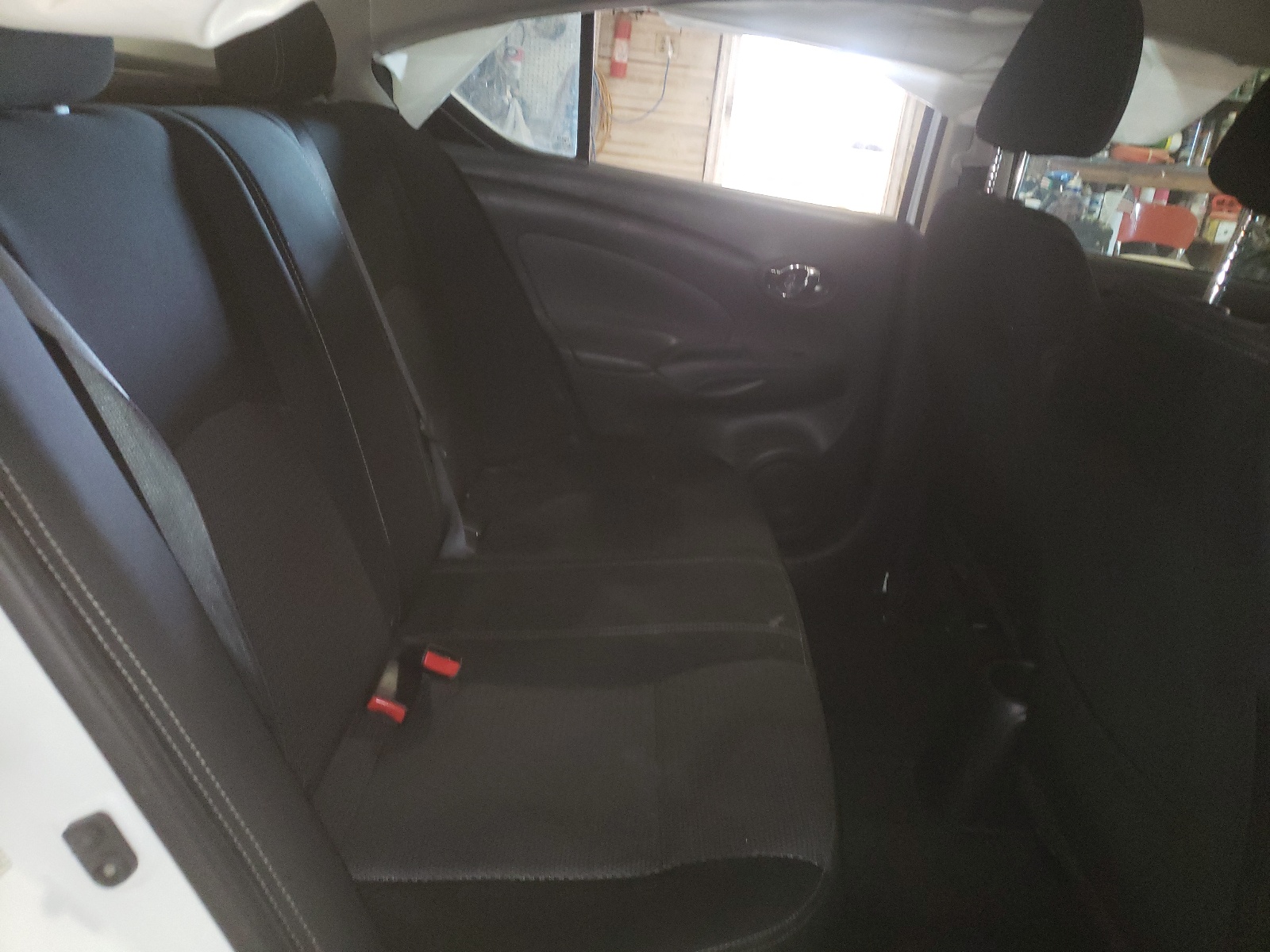 Photo 6 from auction – 2019 NISSAN VERSA S with VIN 3N1CN7AP9KL843741