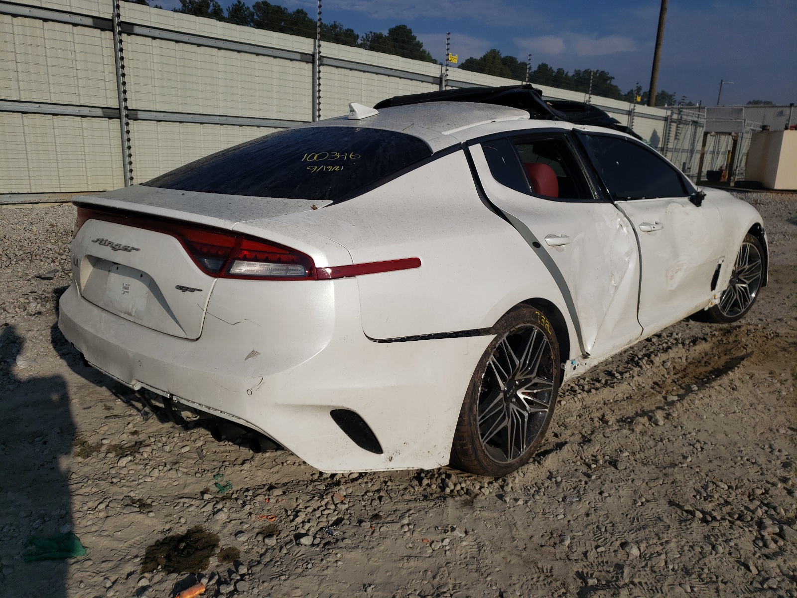 Photo 4 from auction – 2022 KIA STINGER GT with VIN KNAE45LCXN6100346