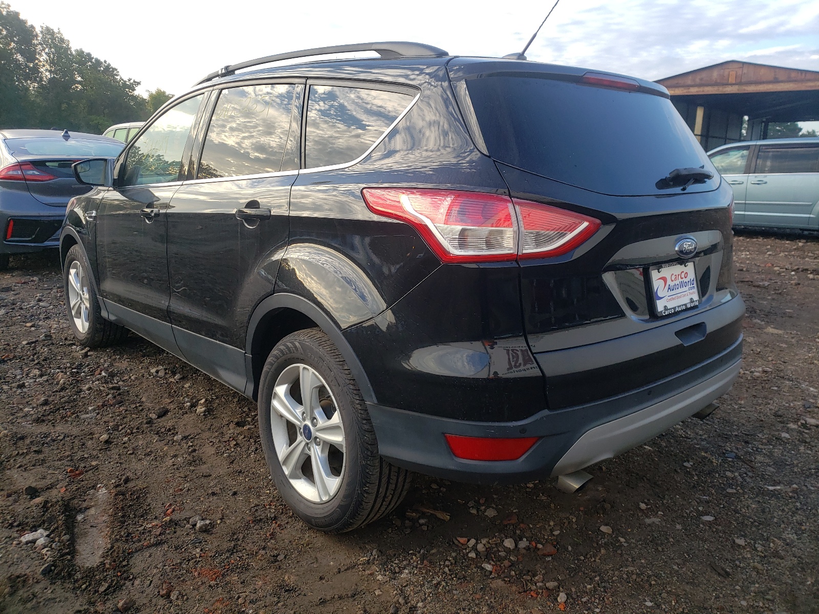 Photo 3 from auction – 2016 FORD ESCAPE SE with VIN 1FMCU0GXXGUC01472