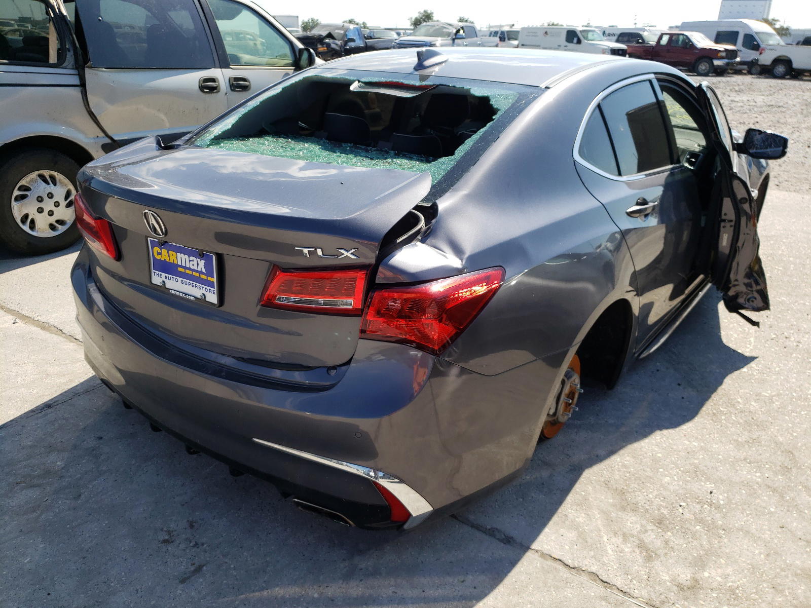Photo 4 from auction – 2018 ACURA TLX TECH with VIN 19UUB2F53JA003790