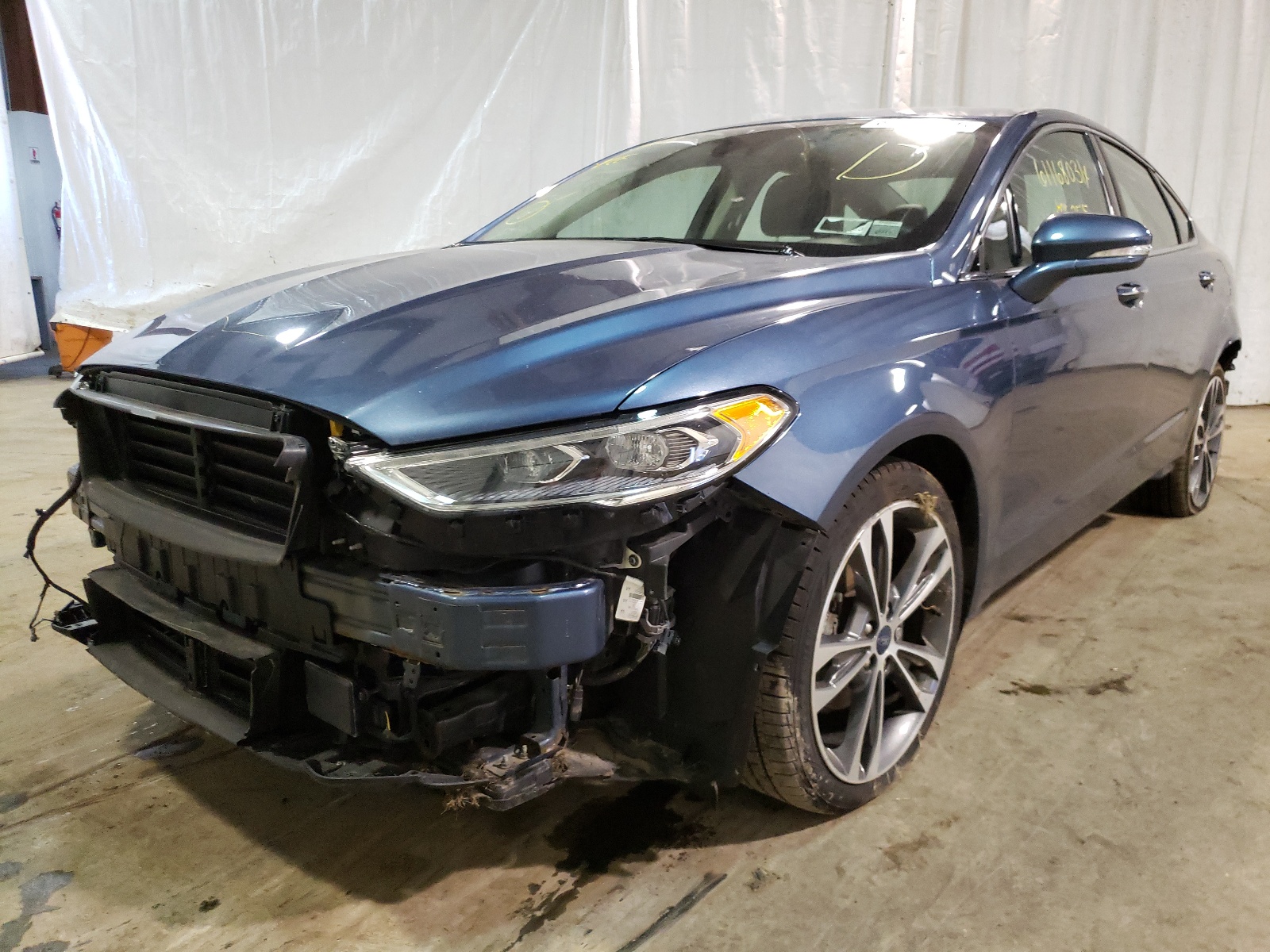 Photo 2 from auction – 2019 FORD FUSION TIT with VIN 3FA6P0D97KR168838