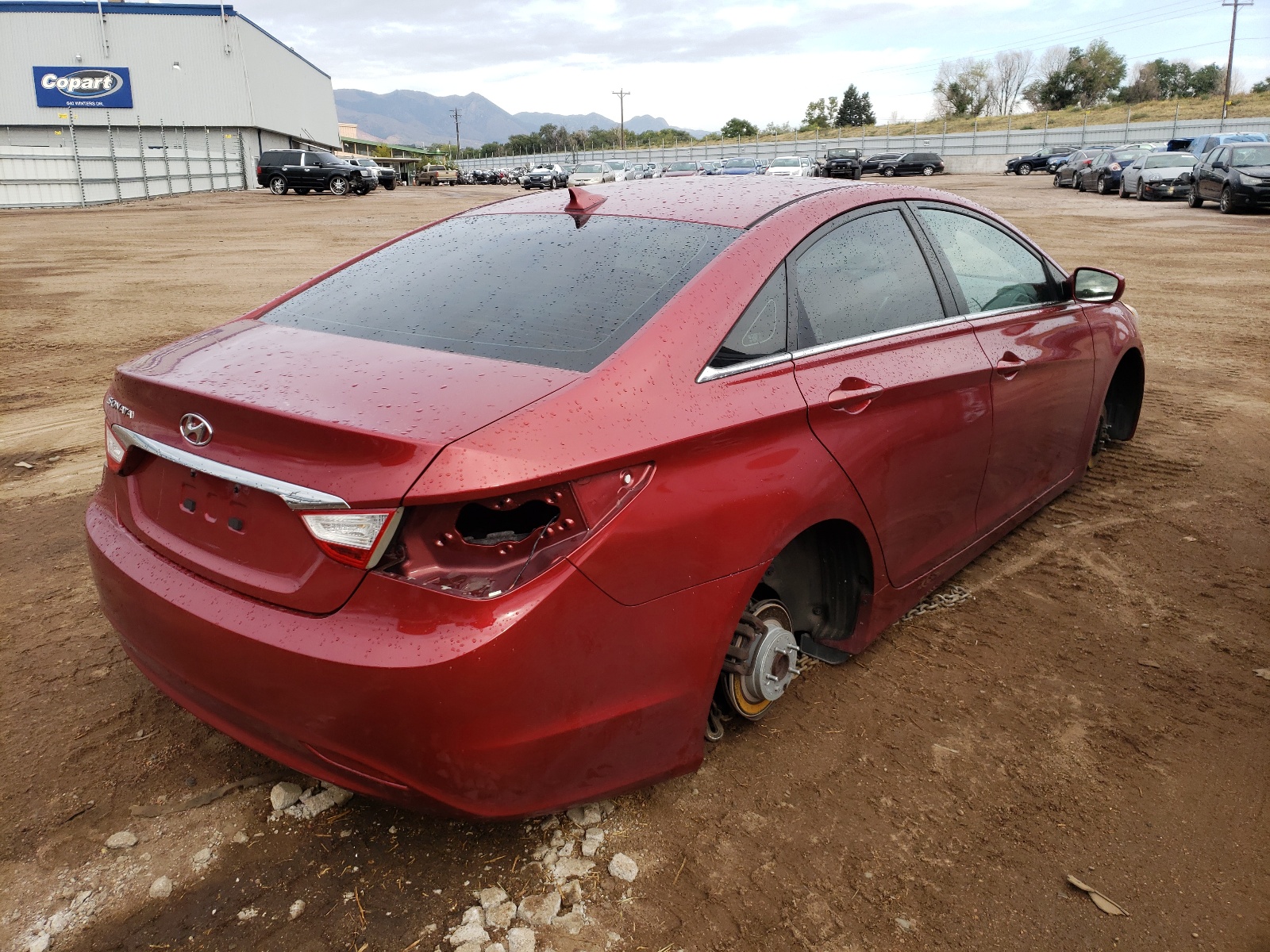 Photo 4 from auction – 2013 HYUNDAI SONATA GLS with VIN 5NPEB4AC0DH548590