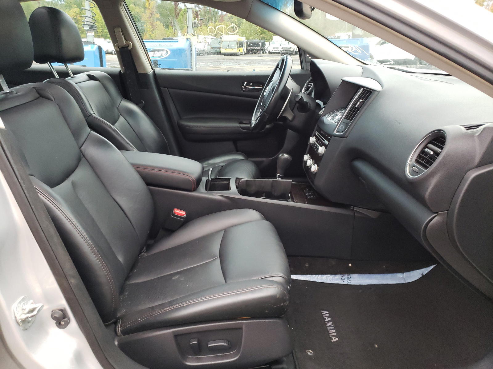 Photo 5 from auction – 2012 NISSAN MAXIMA S with VIN 1N4AA5AP1CC801247