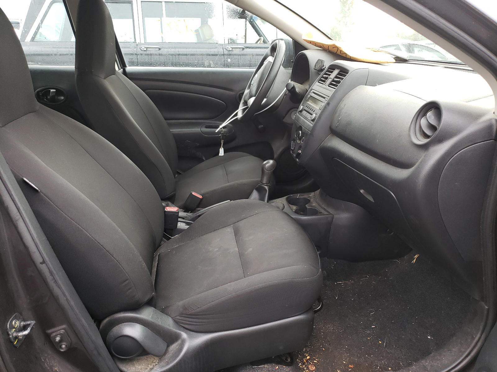 Photo 5 from auction – 2015 NISSAN VERSA S with VIN 3N1CN7AP2FL878742