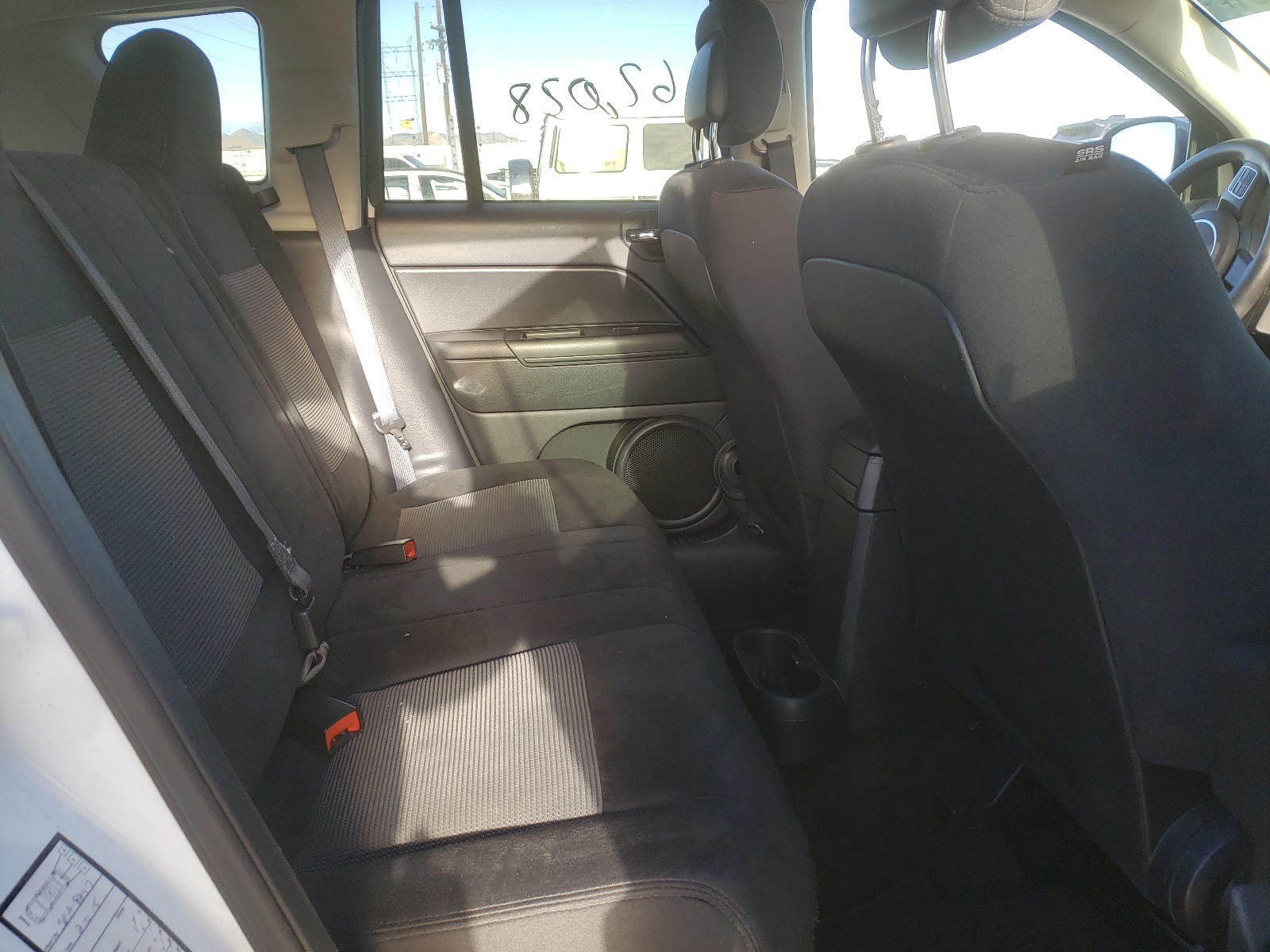 Photo 6 from auction – 2015 JEEP COMPASS SP with VIN 1C4NJDBB6FD257092