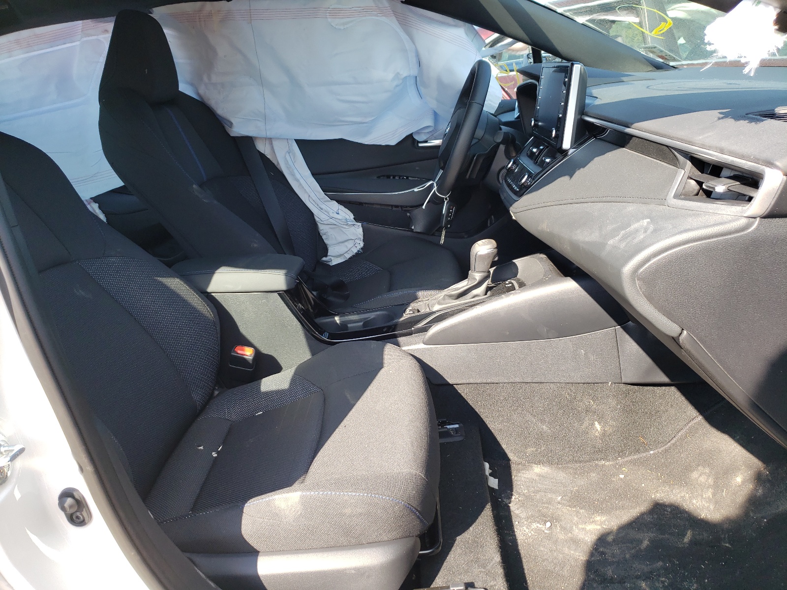 Photo 5 from auction – 2021 TOYOTA COROLLA SE with VIN 5YFS4MCE4MP097906