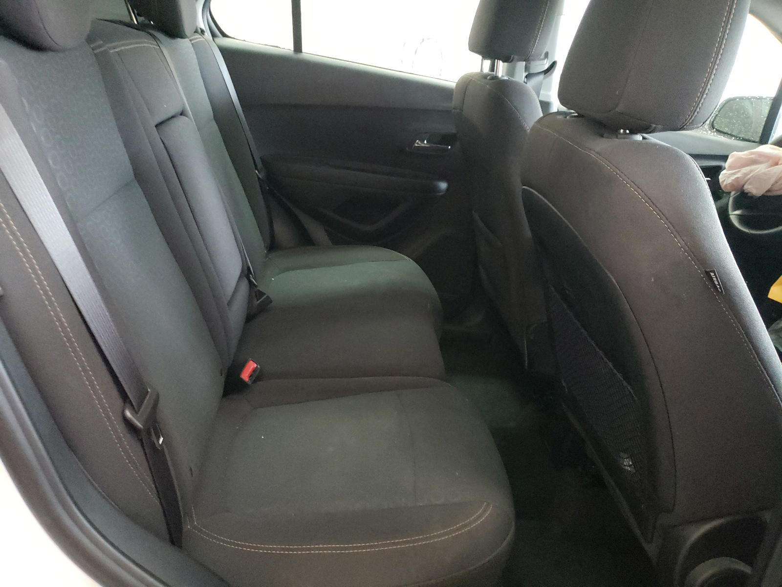 Photo 6 from auction – 2019 CHEVROLET TRAX LS with VIN 3GNCJNSB2KL358221