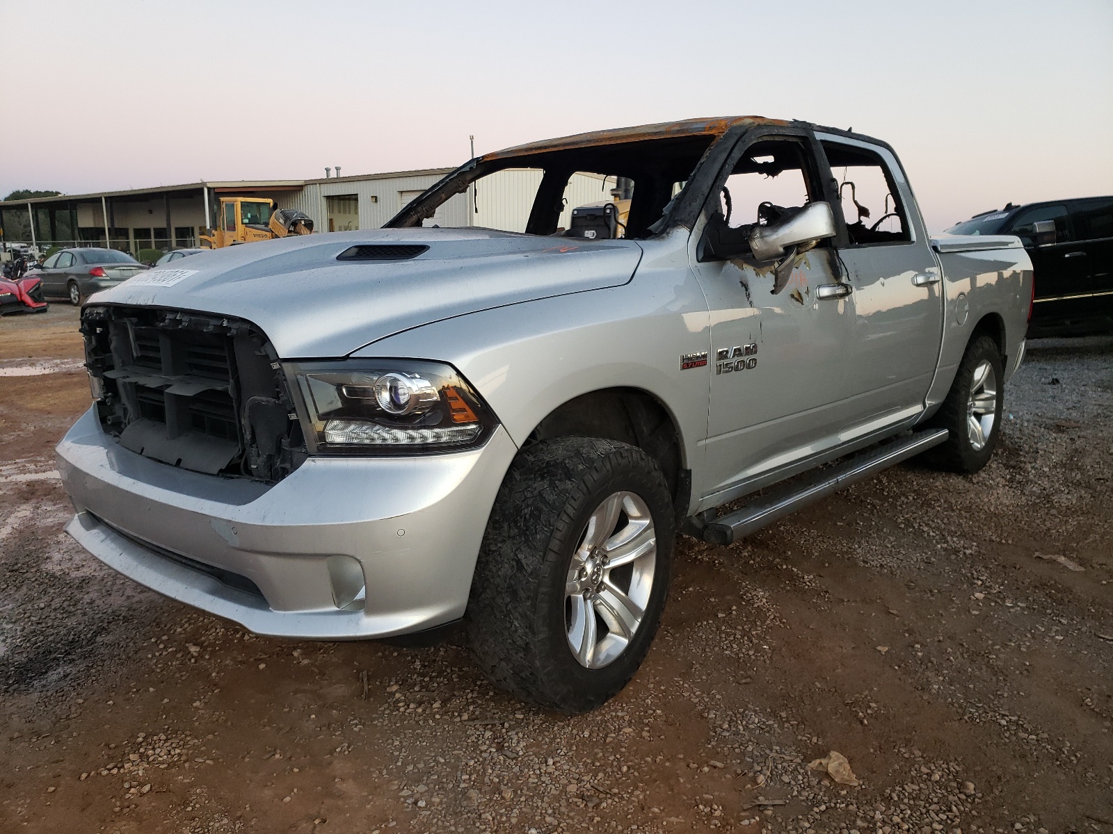 Photo 2 from auction – 2015 RAM 1500 SPORT with VIN 1C6RR7MT4FS568685