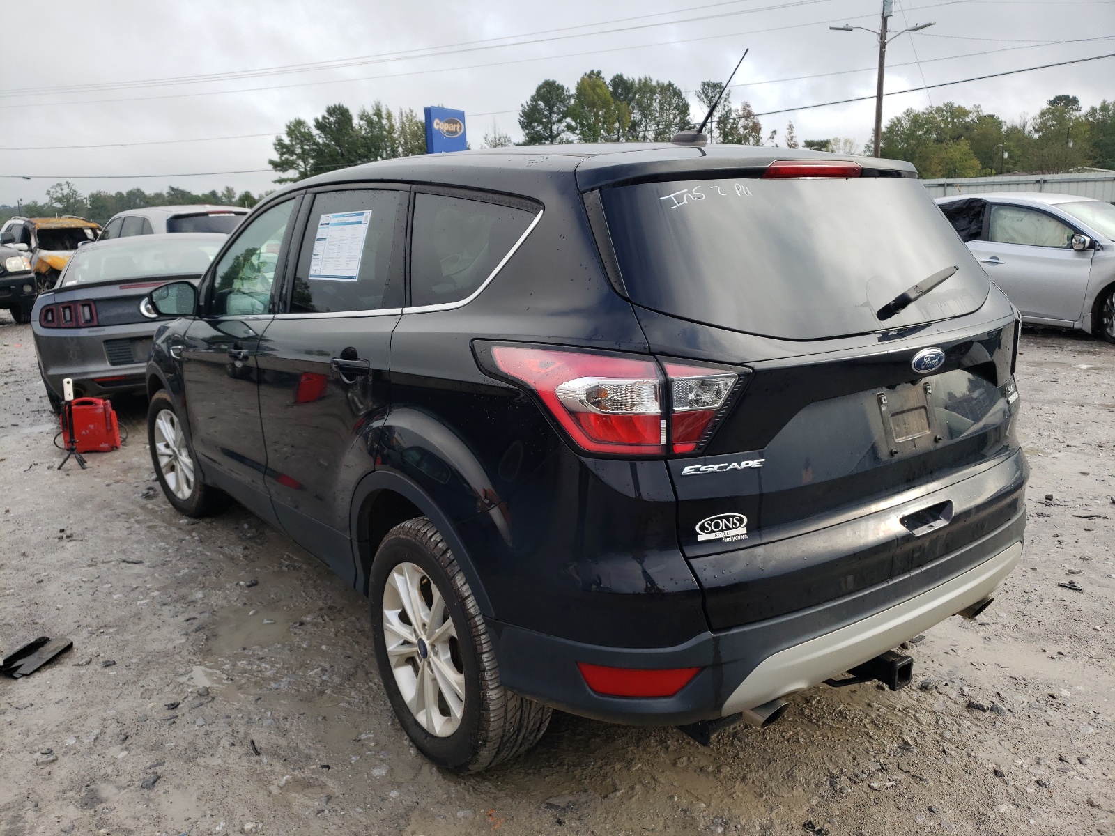 Photo 3 from auction – 2017 FORD ESCAPE SE with VIN 1FMCU0GD6HUE43022