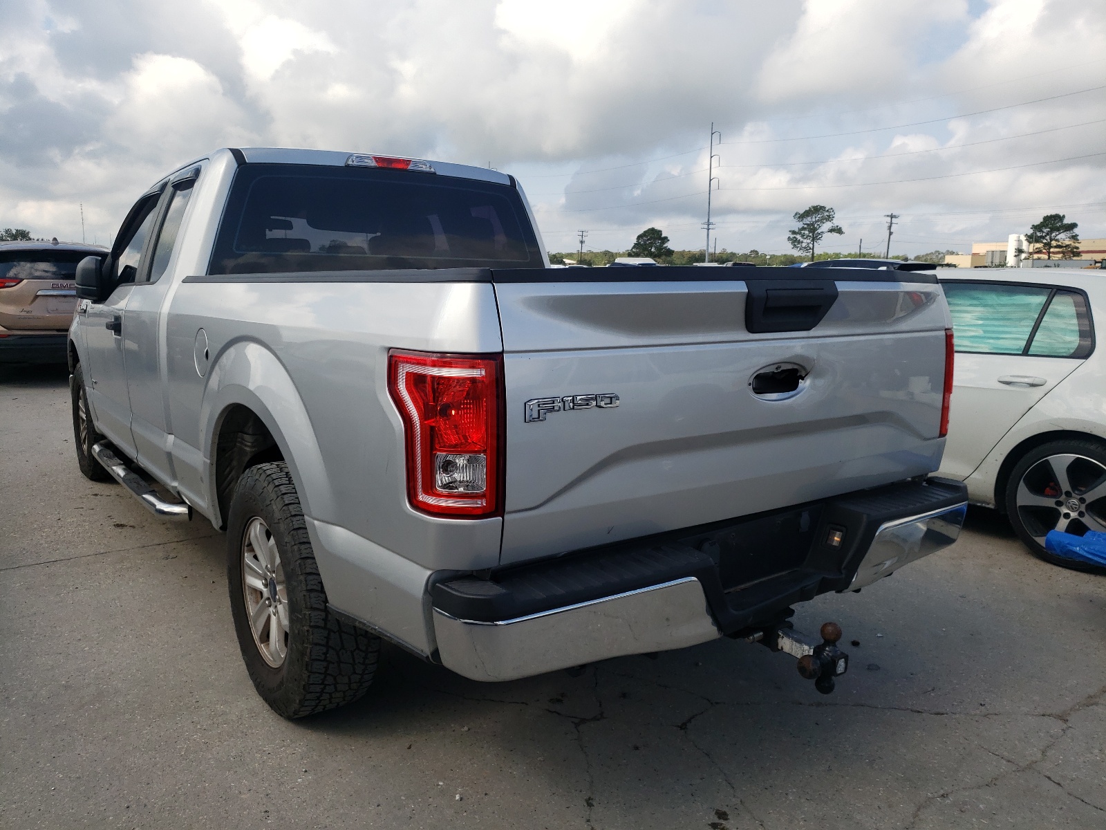 Photo 3 from auction – 2015 FORD F150 SUPER with VIN 1FTEX1CP6FKE23520