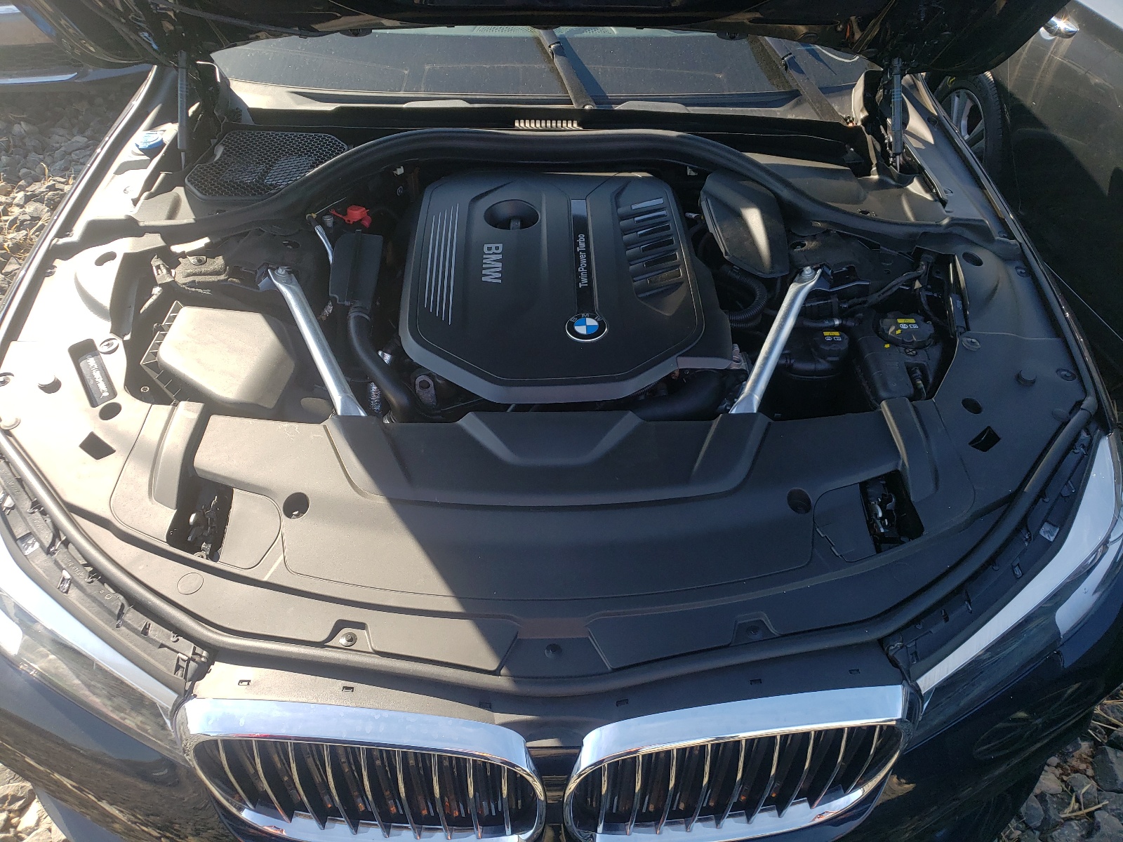 Photo 7 from auction – 2019 BMW 740 XI with VIN WBA7E4C55KGV69982