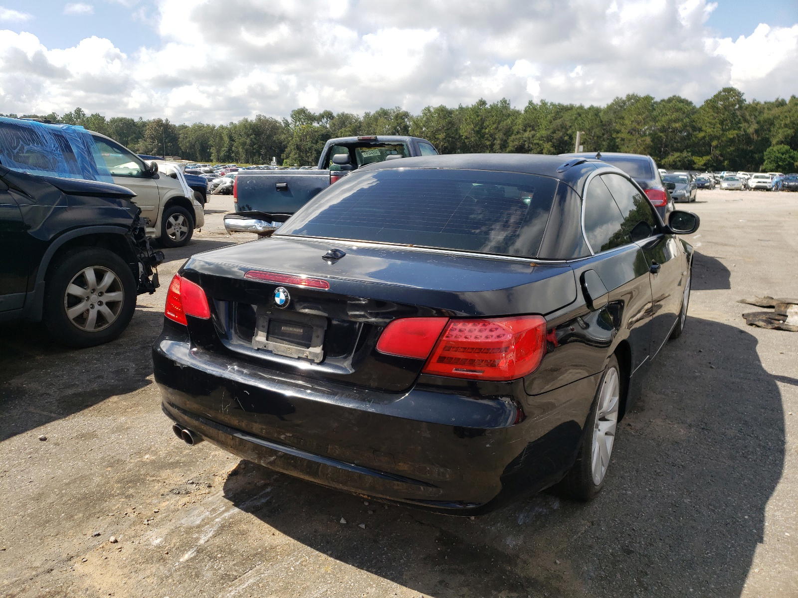 Photo 4 from auction – 2011 BMW 328 I with VIN WBADW3C5XBE536241