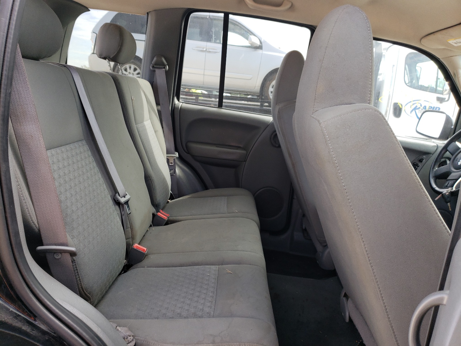 Photo 6 from auction – 2007 JEEP LIBERTY SP with VIN 1J4GL48K67W655056