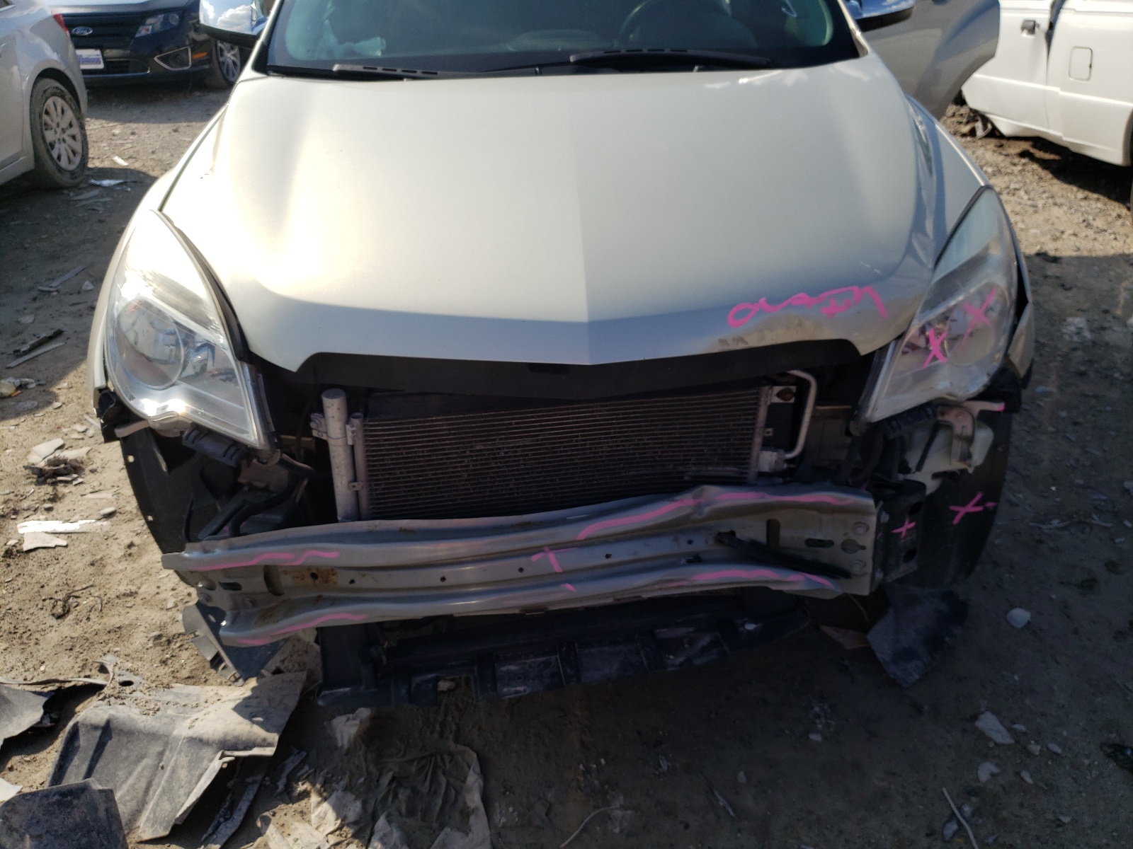 Photo 9 from auction – 2014 CHEVROLET EQUINOX LT with VIN 2GNALBEK0E6332852
