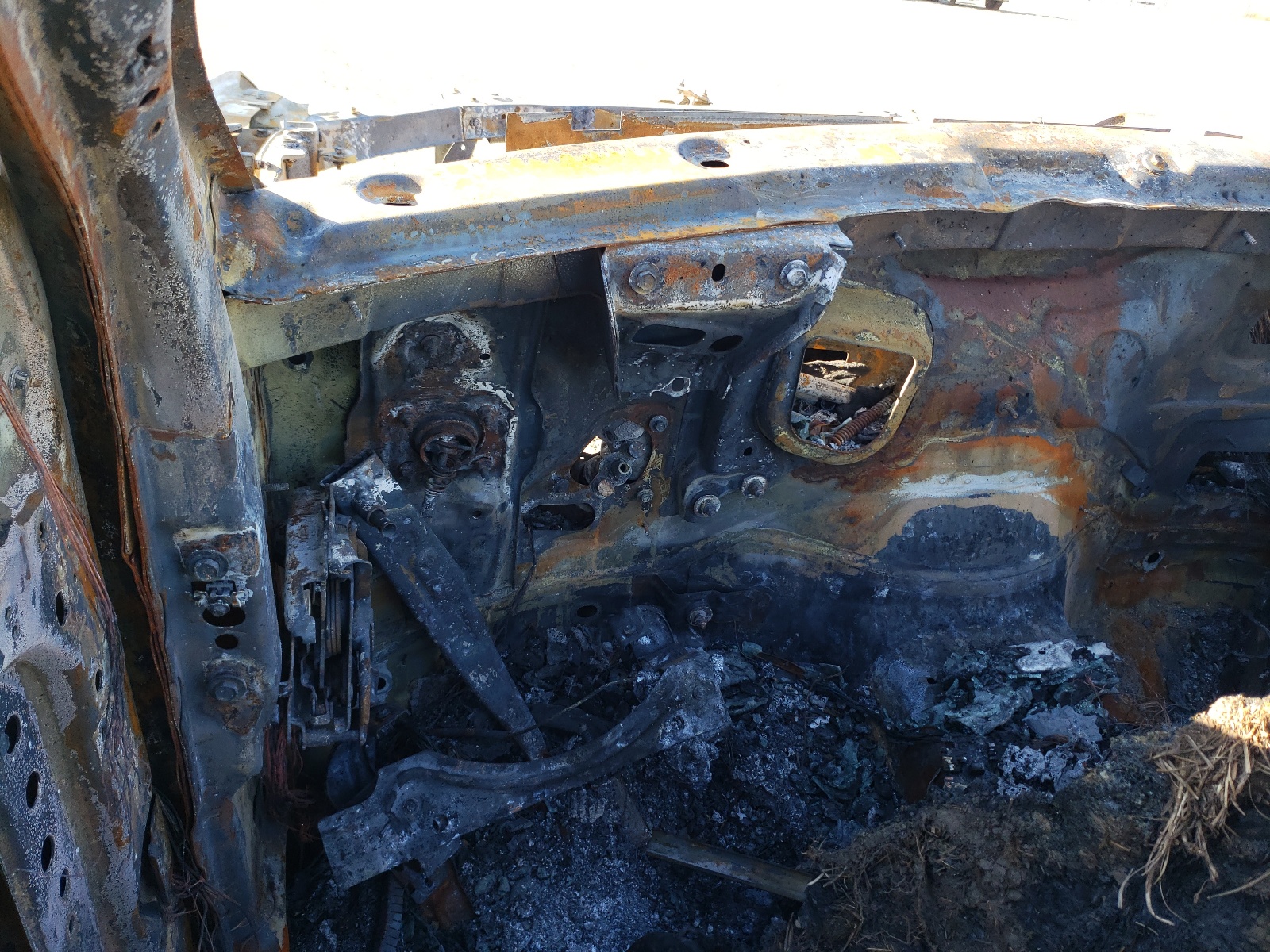 Photo 8 from auction – 2015 JEEP GRAND CHER with VIN 1C4RJFBG7FC612723