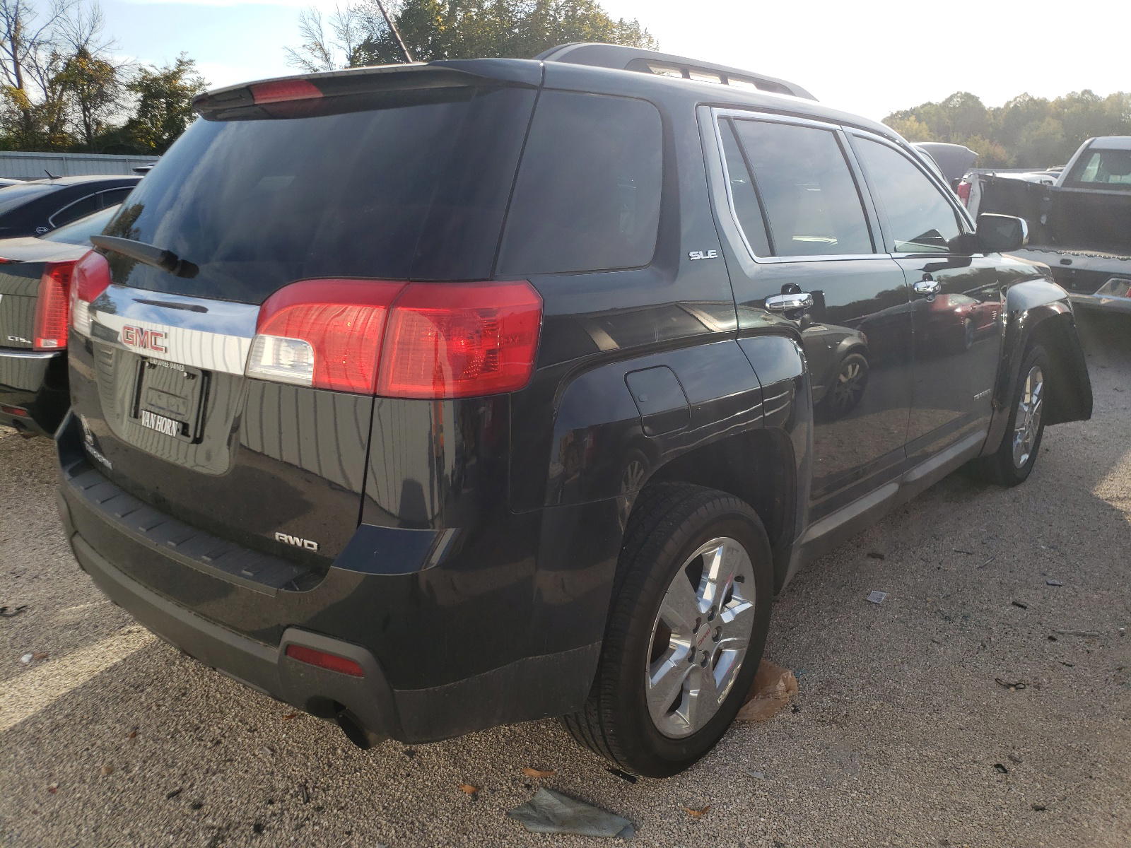 Photo 4 from auction – 2015 GMC TERRAIN SL with VIN 2GKFLWE34F6423661