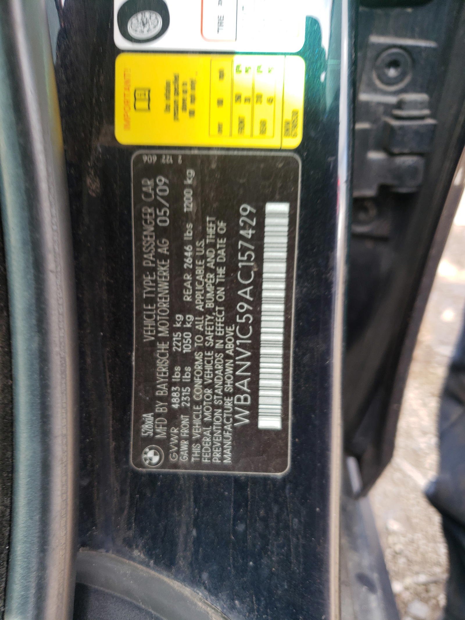 Photo 10 from auction – 2010 BMW 528 XI with VIN WBANV1C59AC157429