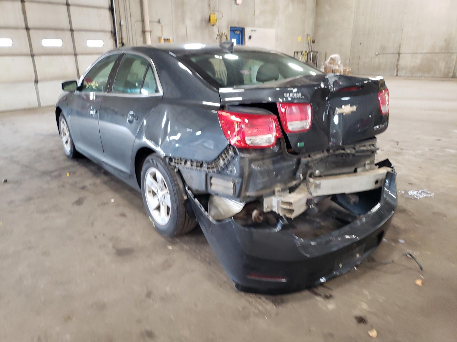 Photo 3 from auction – 2015 CHEVROLET MALIBU LS with VIN 1G11A5SL6FF300324