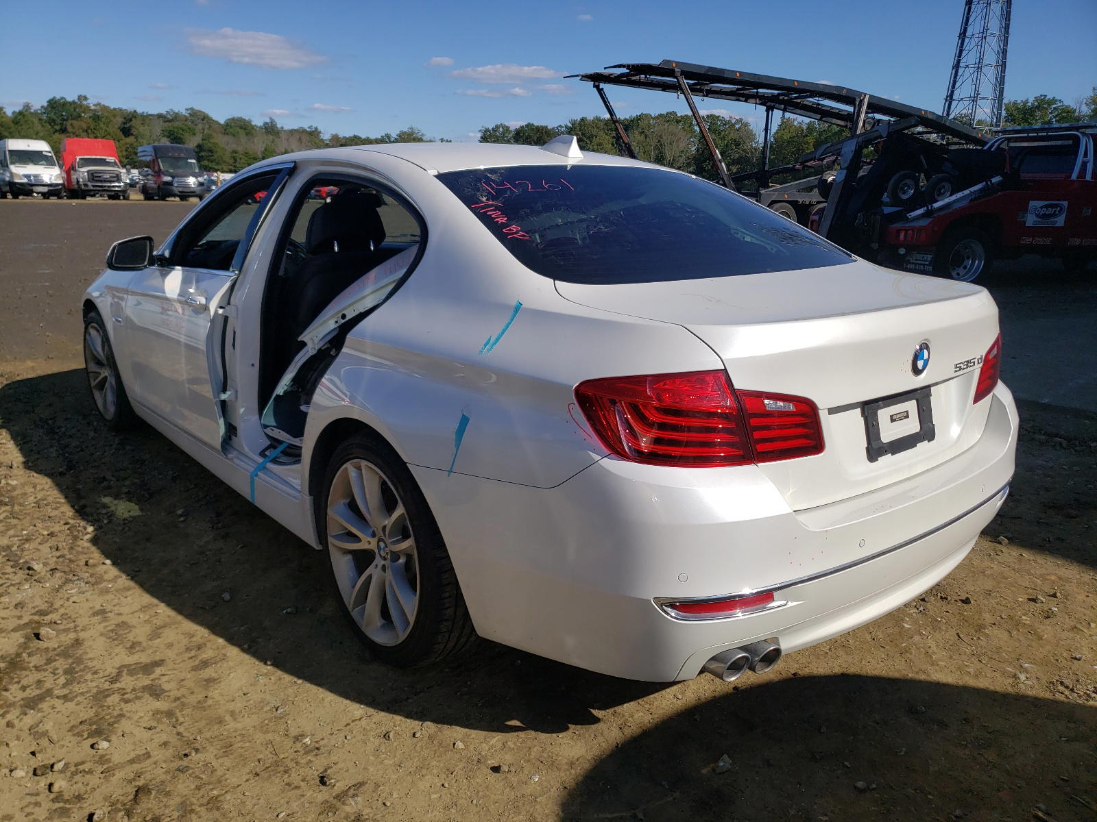 Photo 3 from auction – 2014 BMW 535 D with VIN WBAXA5C52ED690542