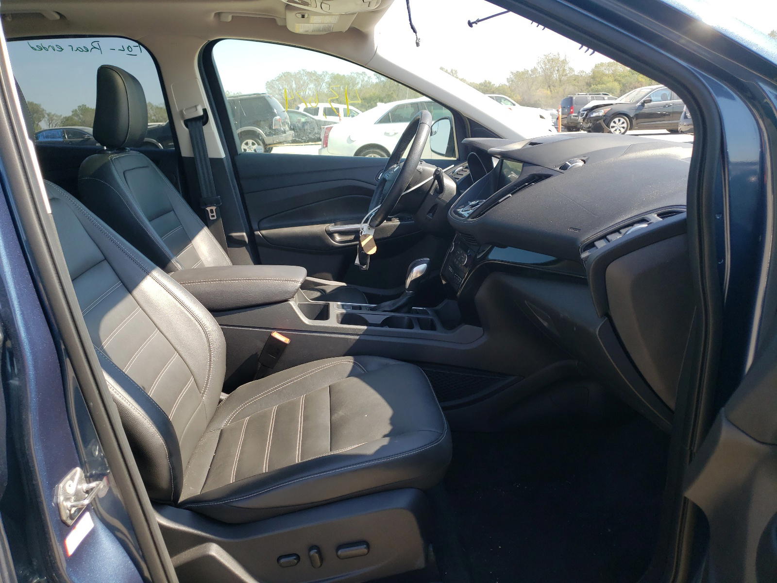 Photo 5 from auction – 2018 FORD ESCAPE TIT with VIN 1FMCU9J98JUB02428