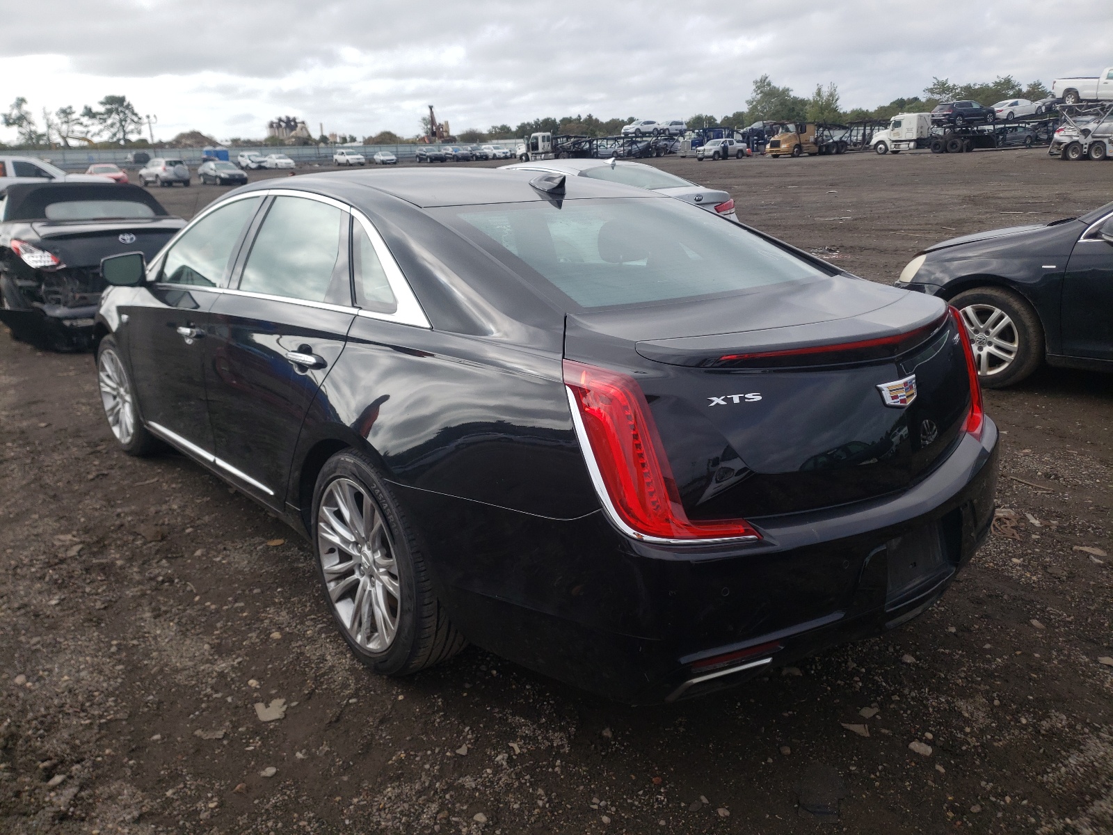 Photo 3 from auction – 2019 CADILLAC XTS LUXURY with VIN 2G61M5S33K9105656