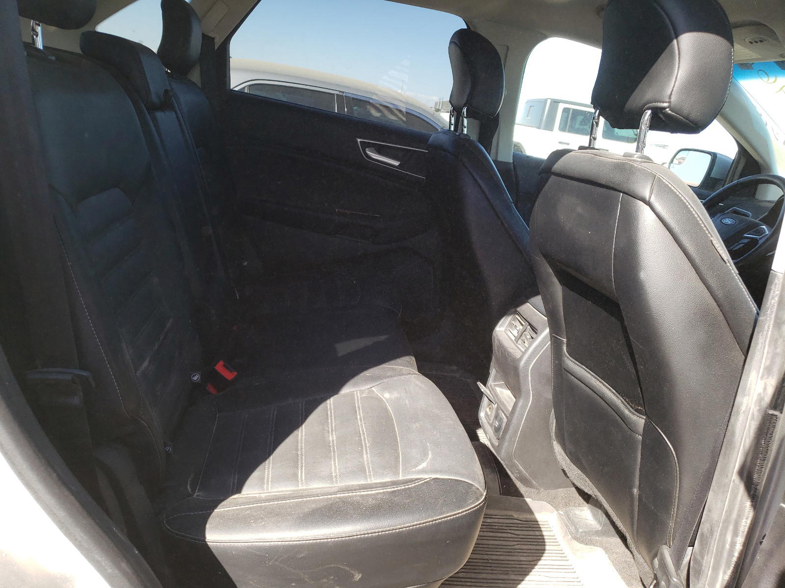 Photo 6 from auction – 2018 FORD EDGE SEL with VIN 2FMPK4J96JBC51615