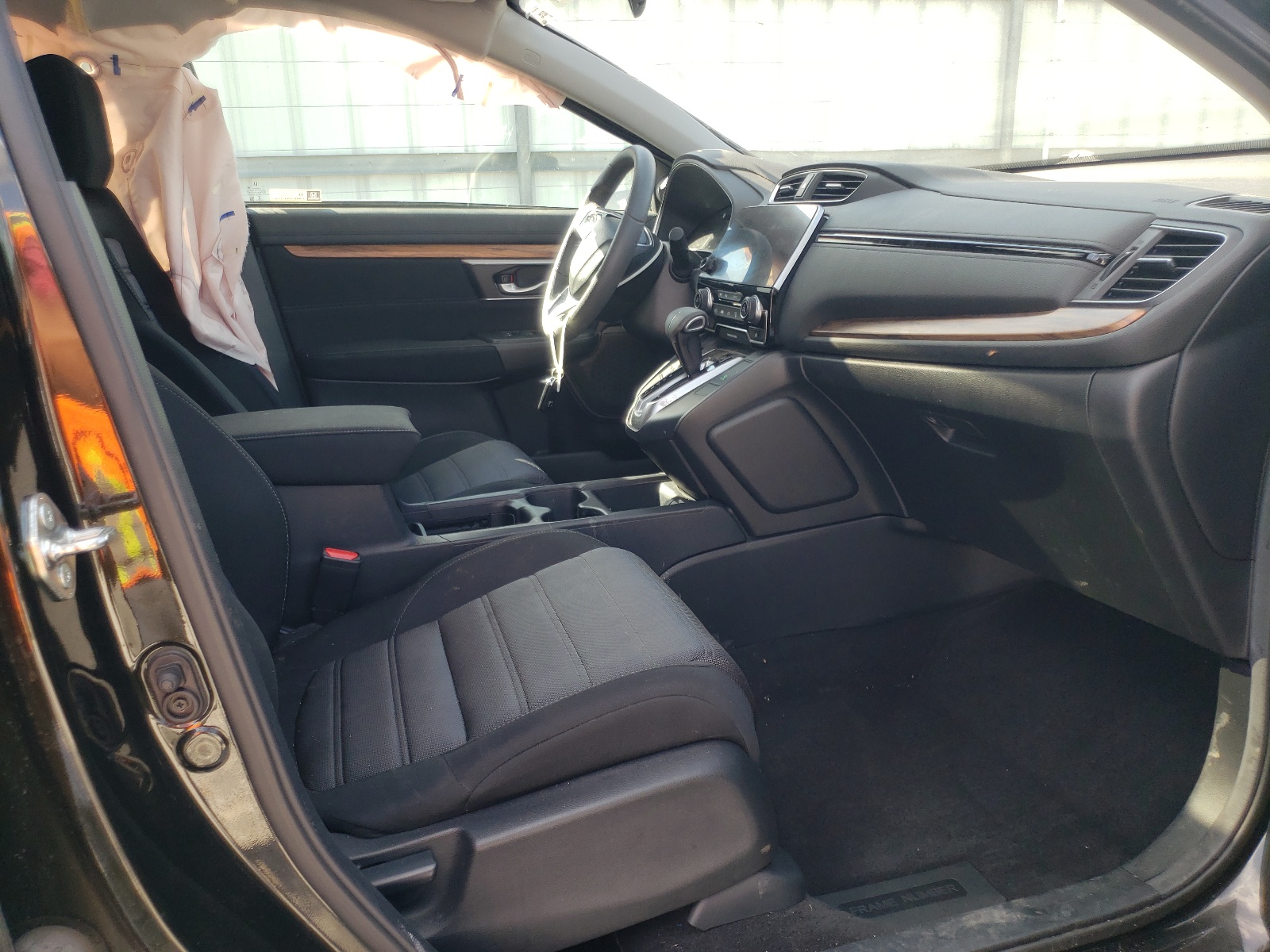 Photo 5 from auction – 2018 HONDA CR-V EX with VIN 7FARW1H54JE005690