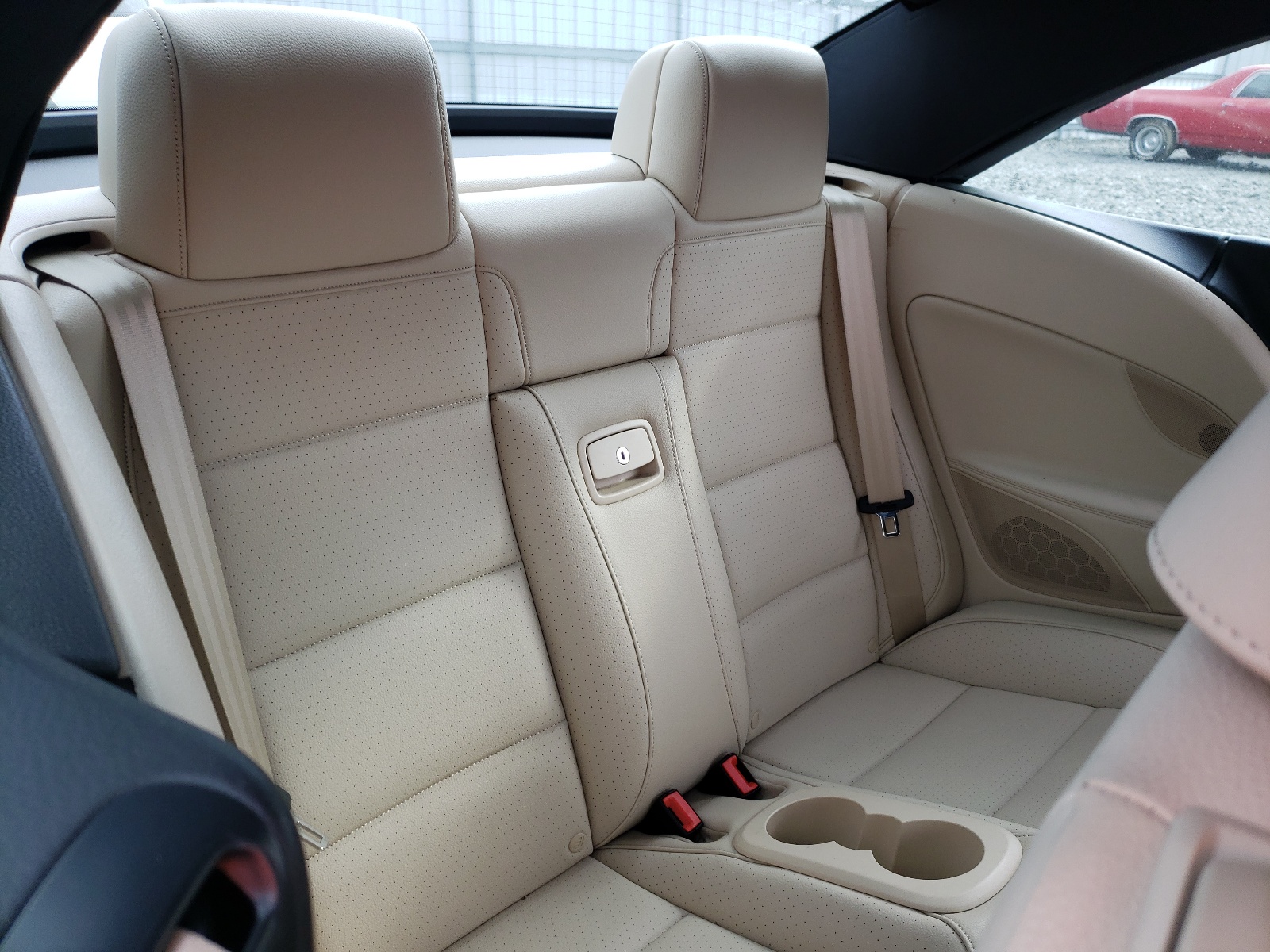 Photo 6 from auction – 2015 VOLKSWAGEN EOS KOMFOR with VIN WVWBW8AH5FV003059