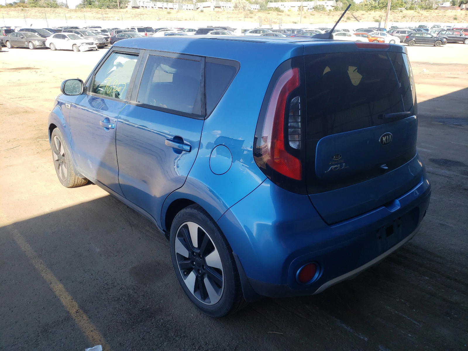 Photo 3 from auction – 2017 KIA SOUL + with VIN KNDJP3A53H7463457