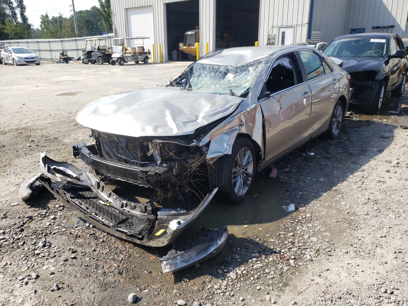 Photo 2 from auction – 2015 TOYOTA CAMRY LE with VIN 4T1BF1FK6FU498126